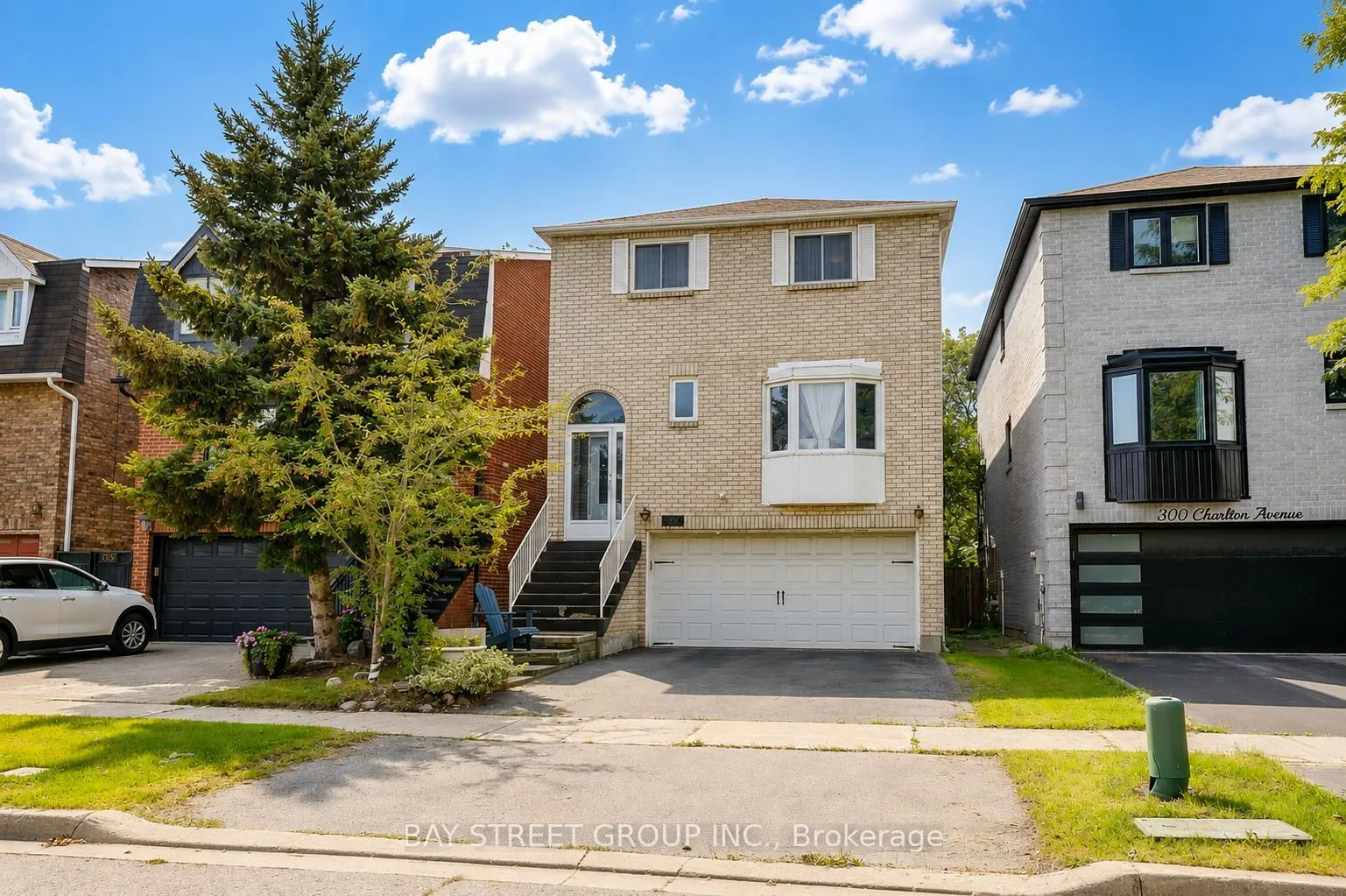 Detached Home For Sale | N13674426