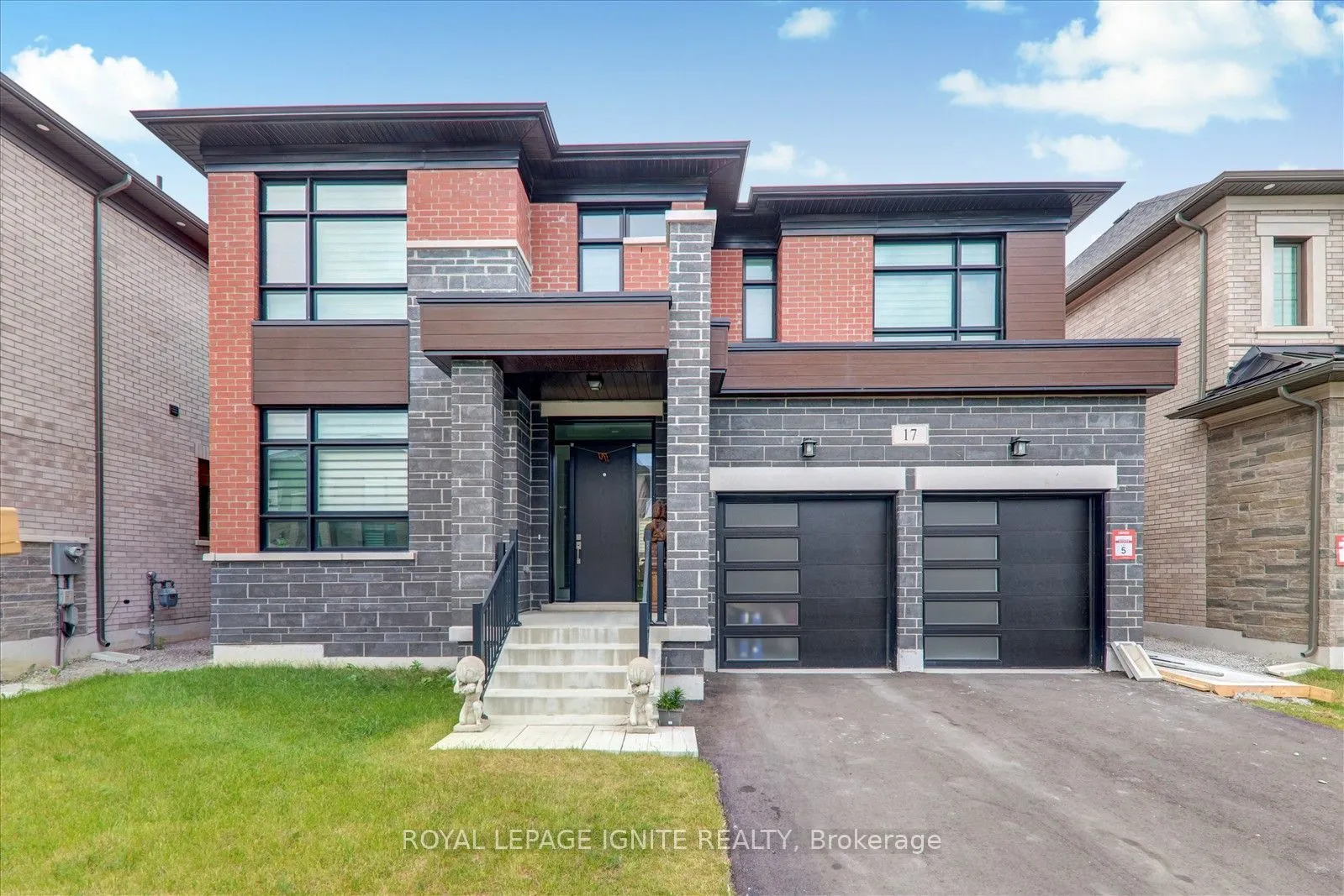 Detached Home For Lease | N13675918