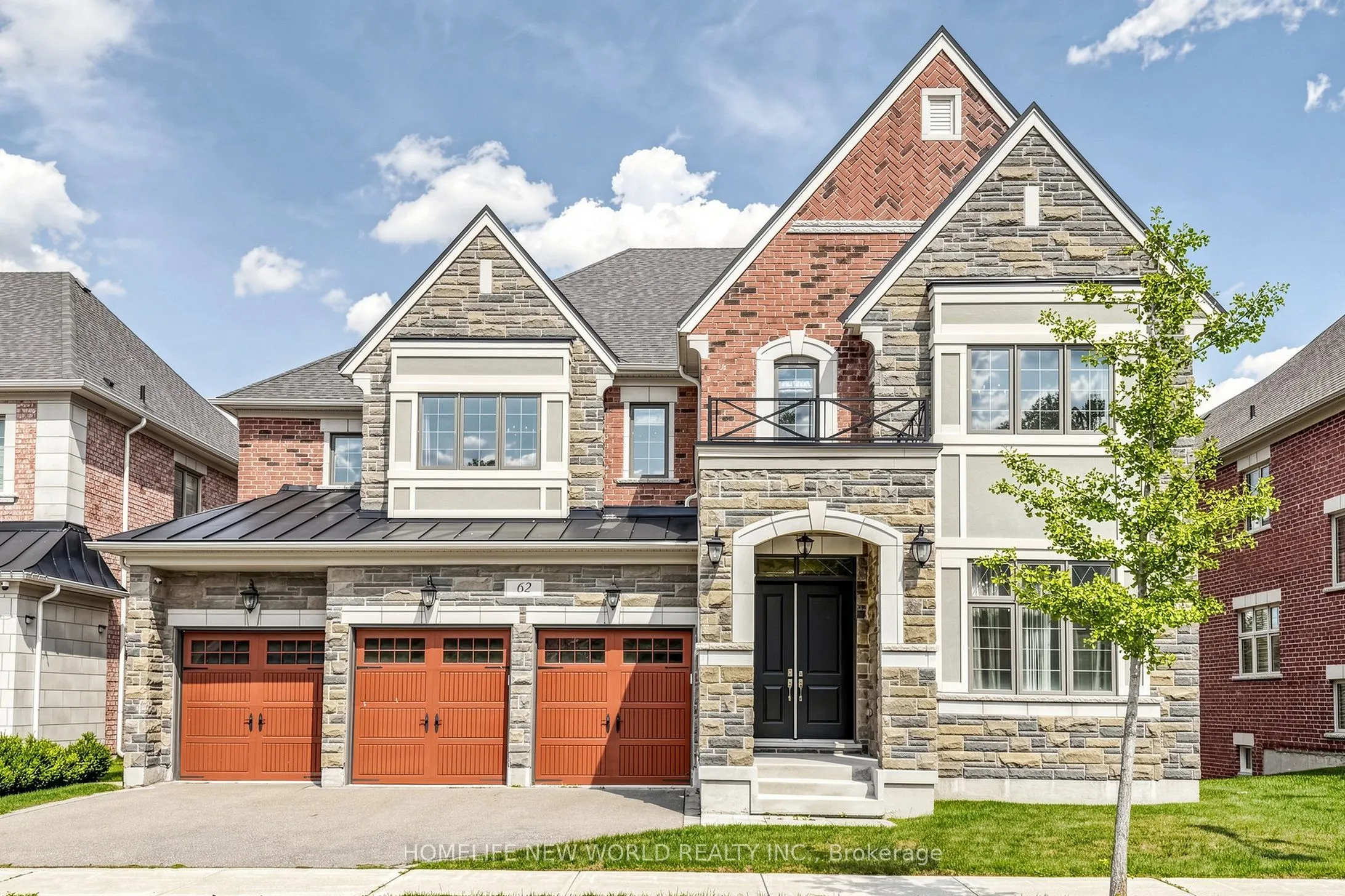 Detached Home For Sale | N13677364