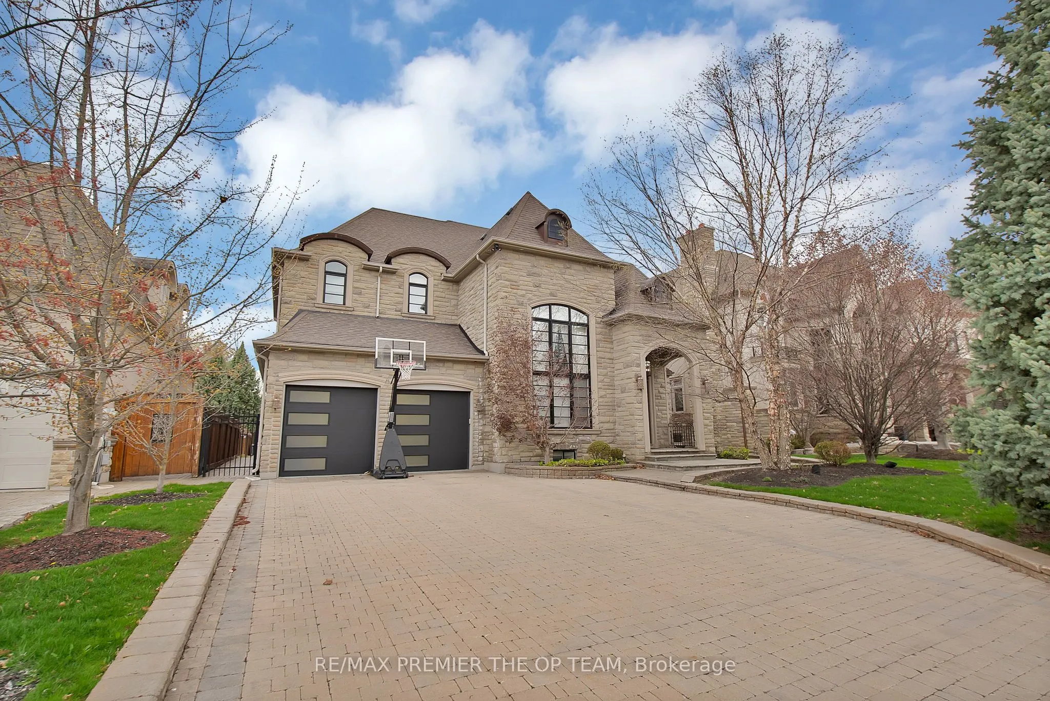 Detached Home For Sale | N13684390