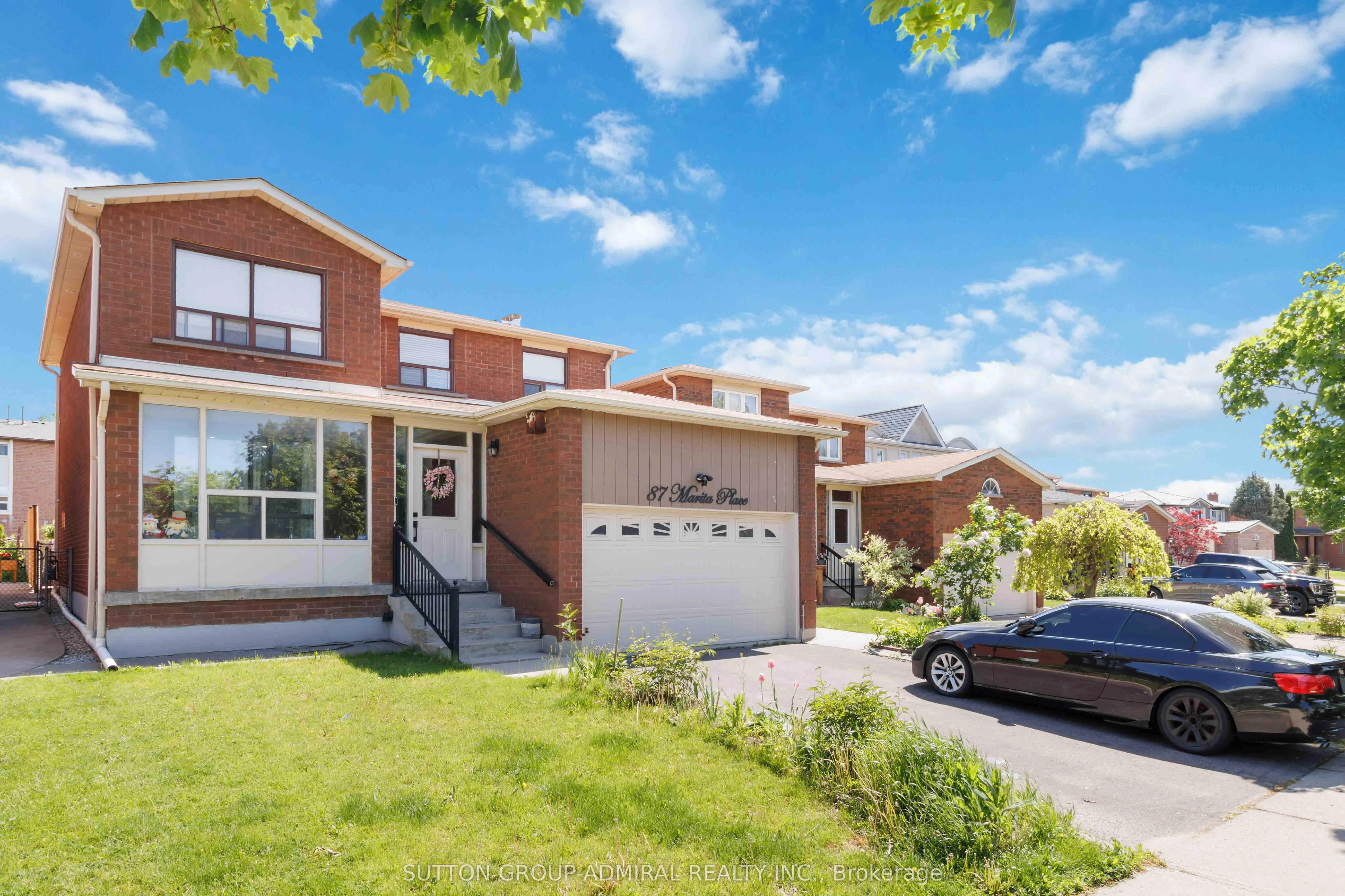 Detached Home For Lease | N13685076