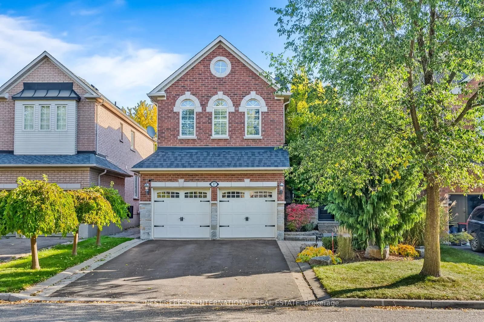 Detached Home For Sale | N13687408