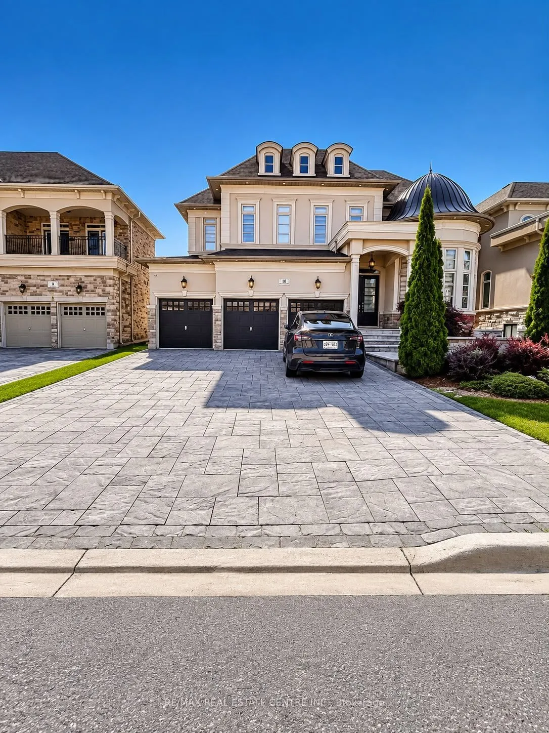 Detached Home For Lease | N13687482