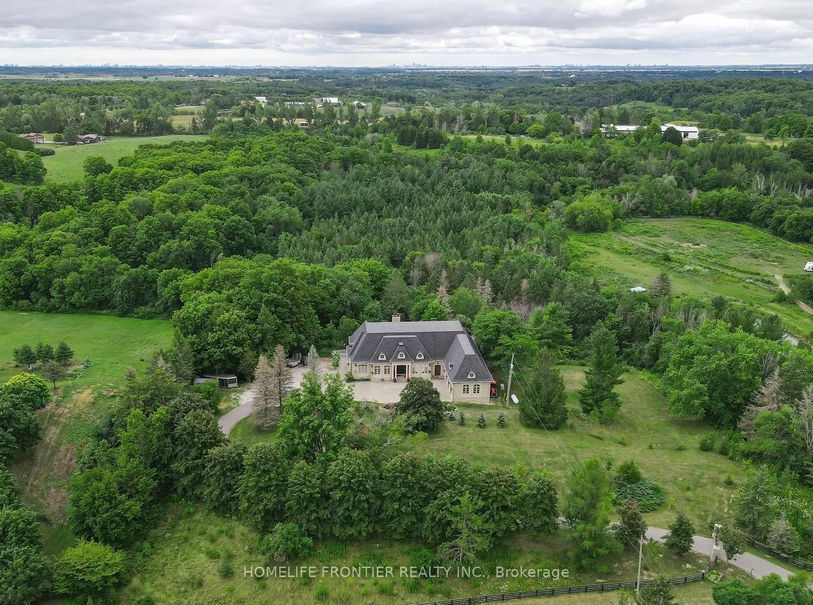 Detached Home For Sale | N13688130