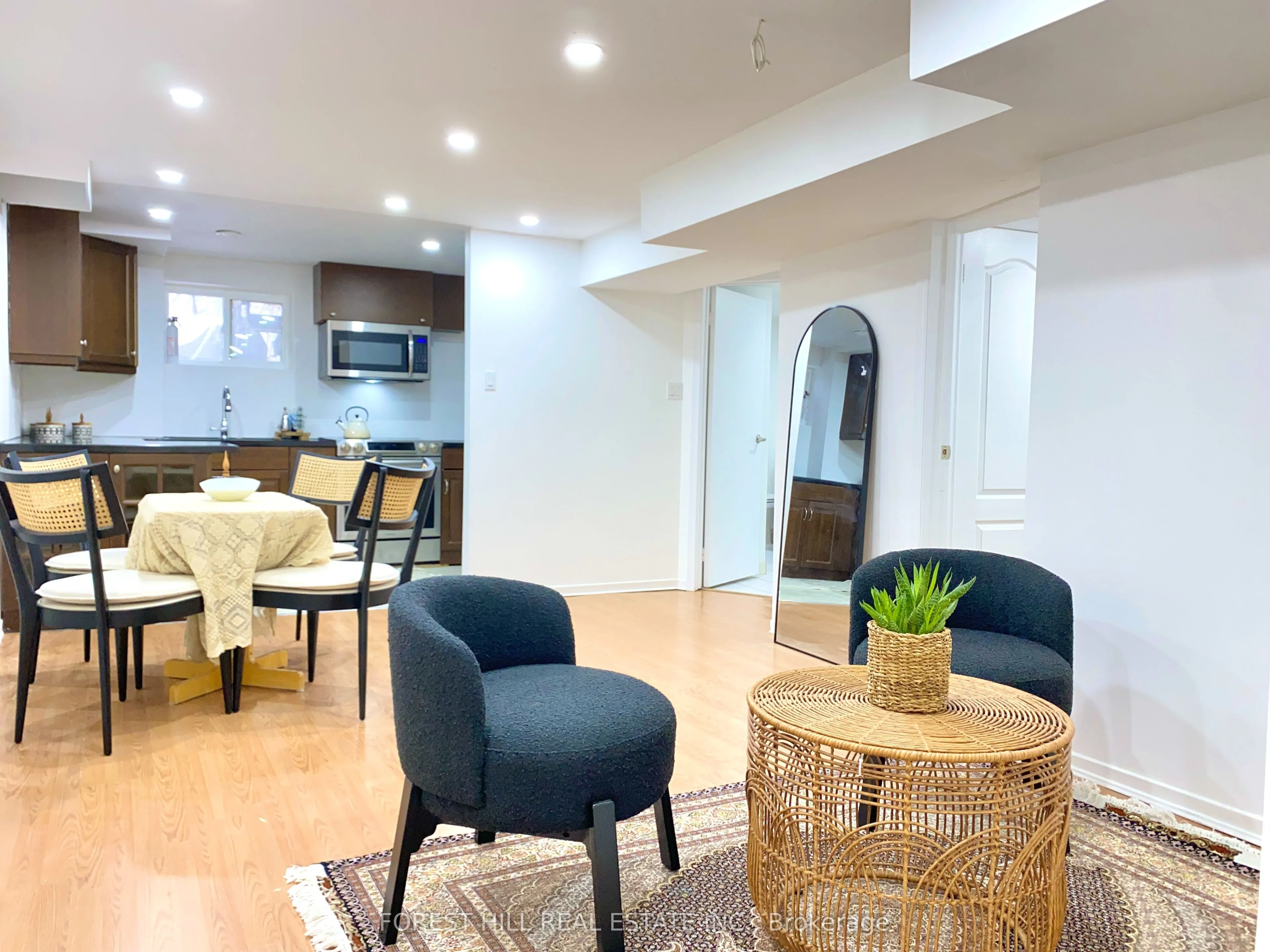 Detached Home For Lease | N13689482