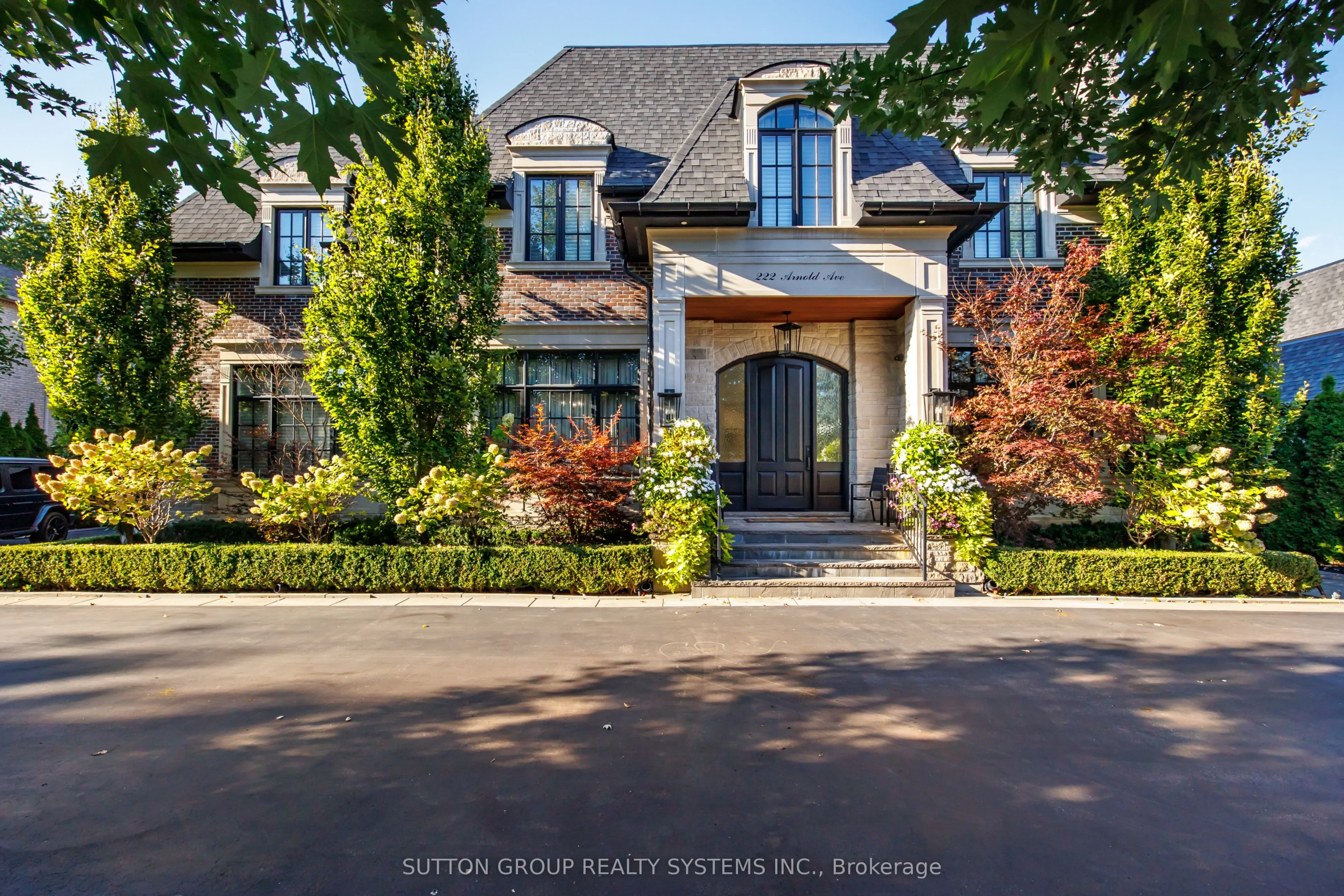 Detached Home For Sale | N13692352