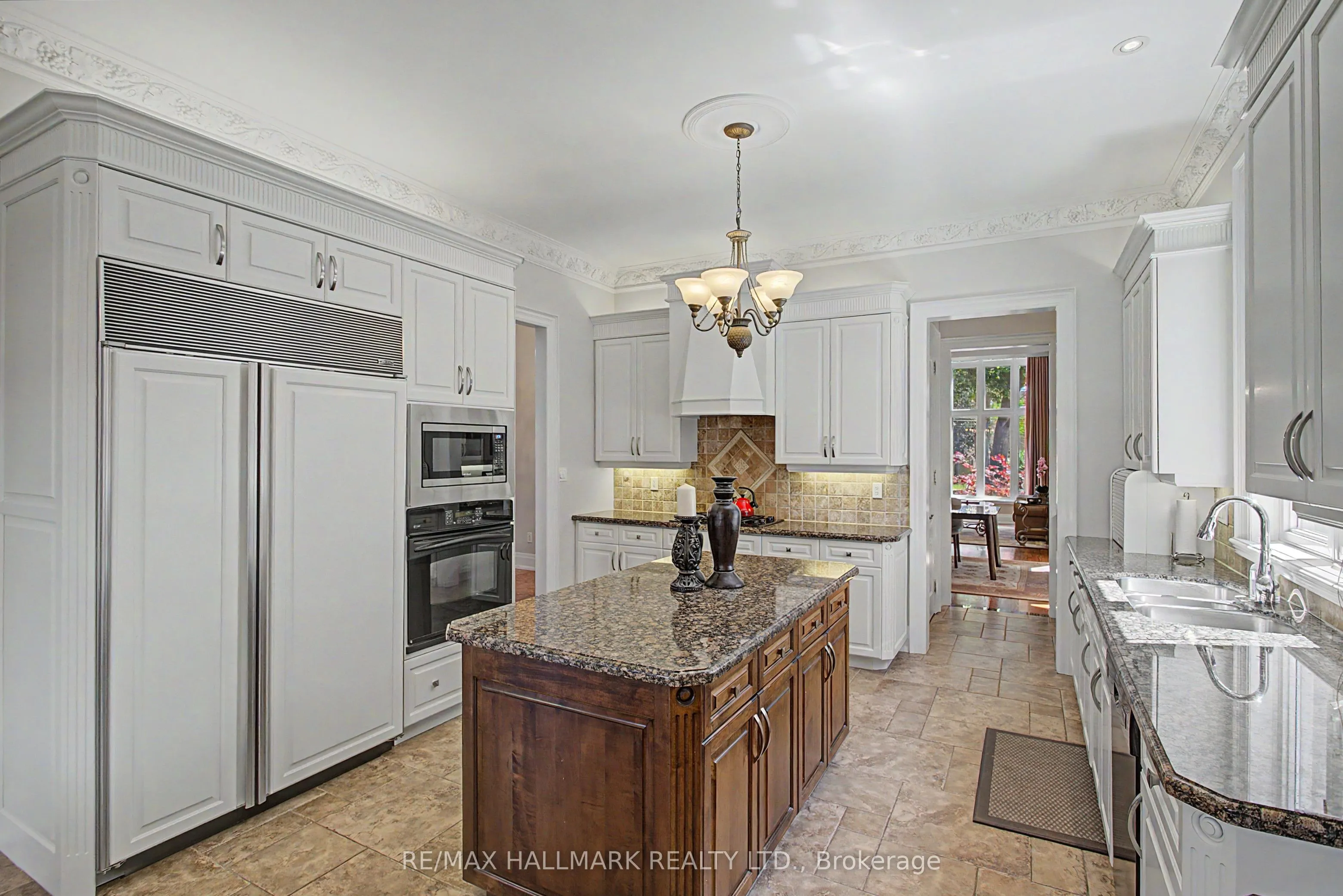 Detached Home For Sale | N13692608