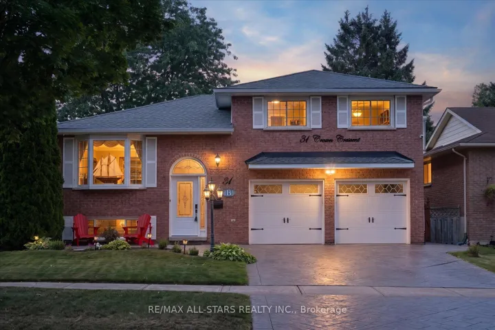 31 Crown Crescent, Bradford West Gwillimbury, ON L3Z 2M7