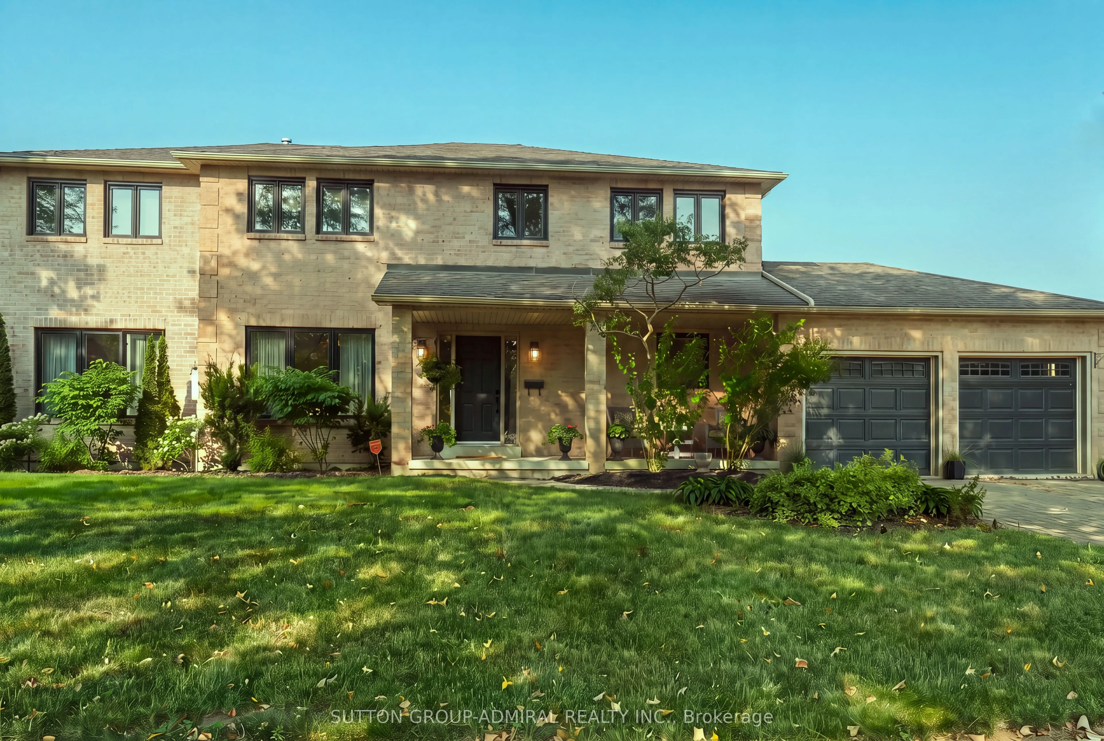 Detached Home For Sale | N13695022