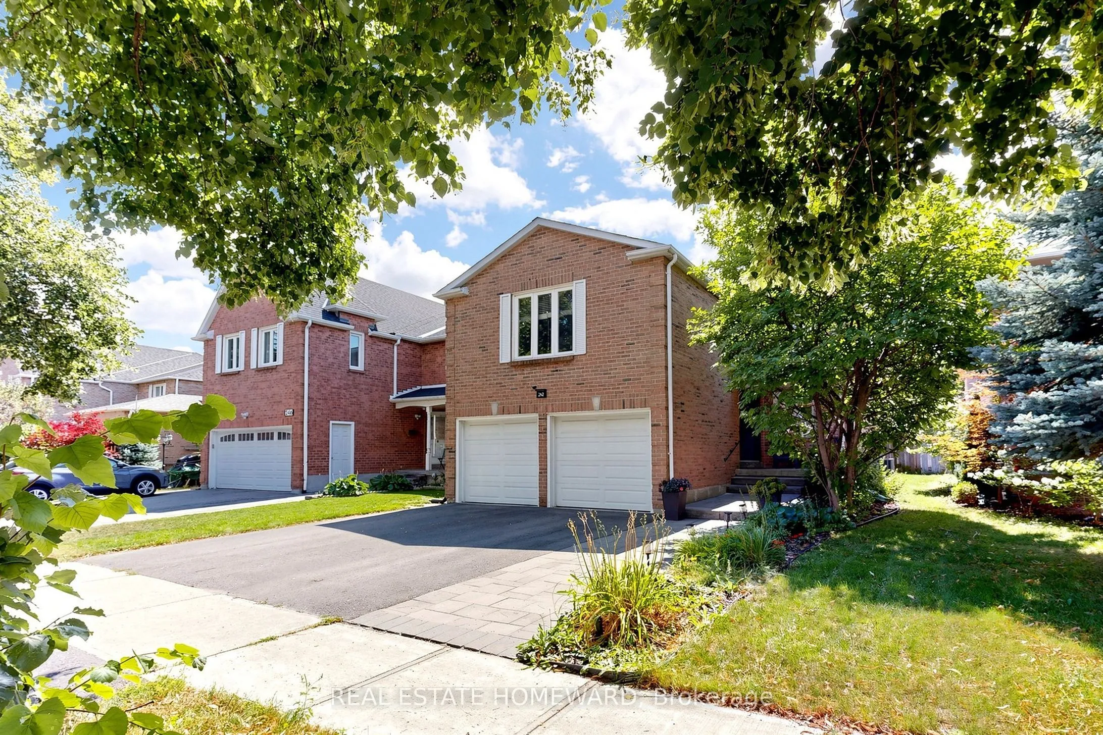 Detached Home For Sale | N13695138