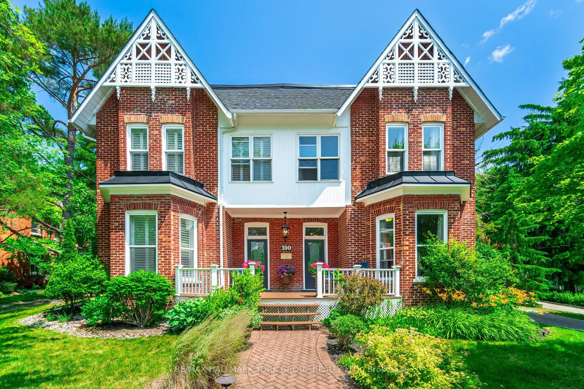 Duplex For Lease | N13696838