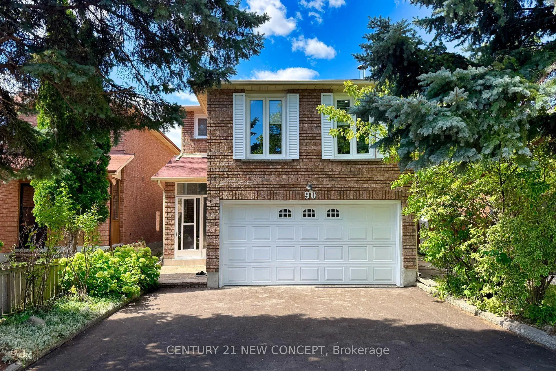 Detached Home For Sale | N13697472