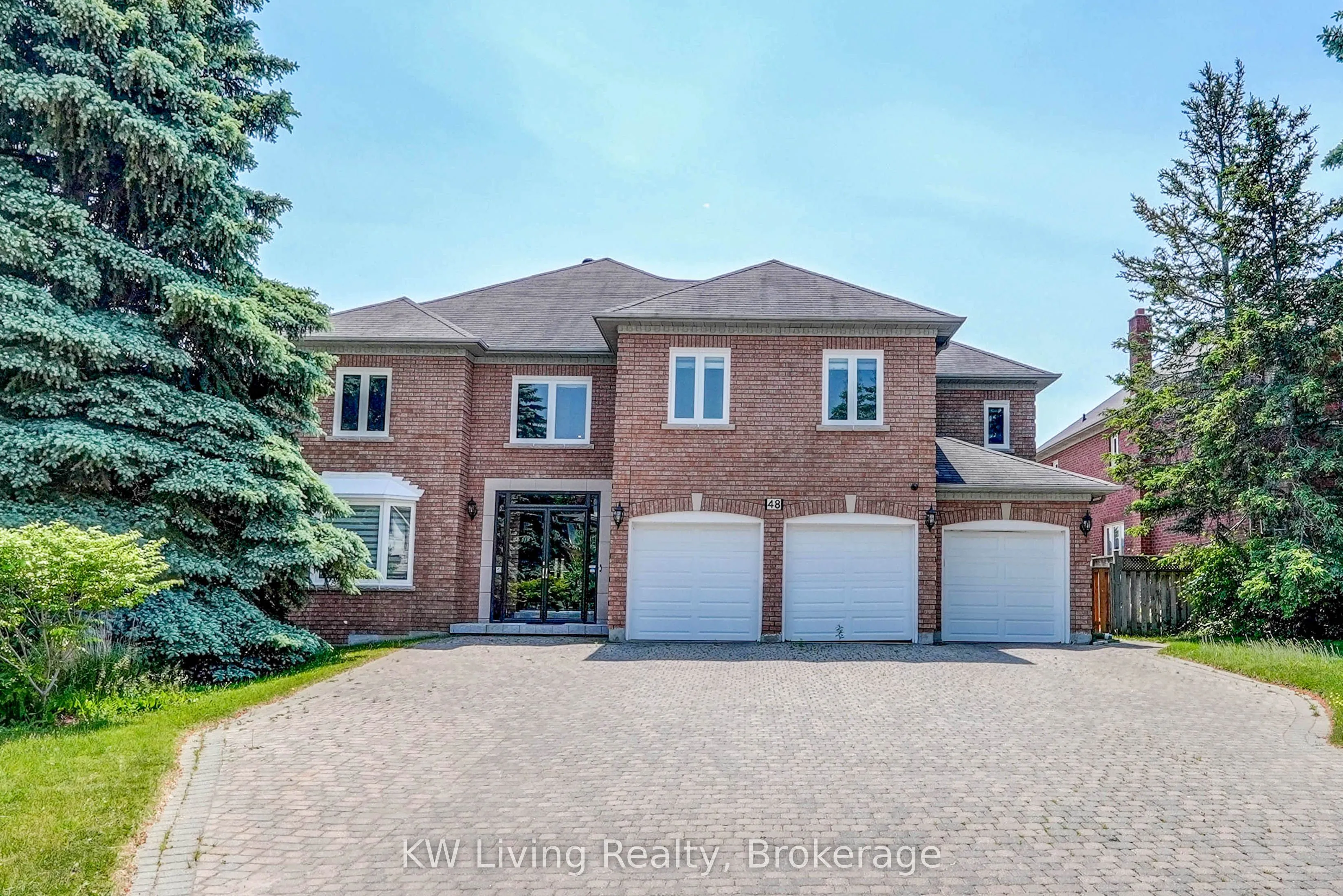 Detached Home For Sale | N13698516
