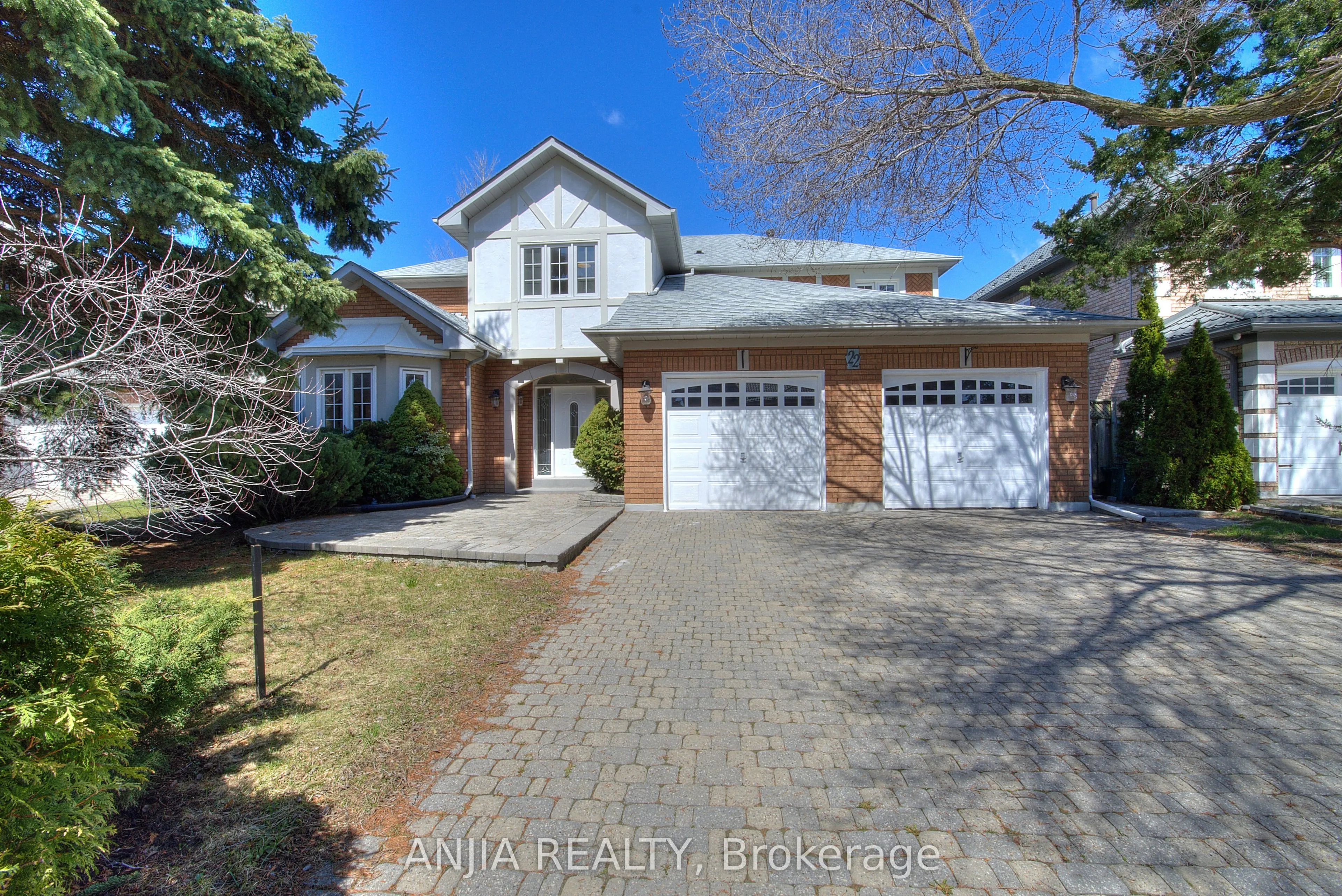 Detached Home For Sale | N13702974