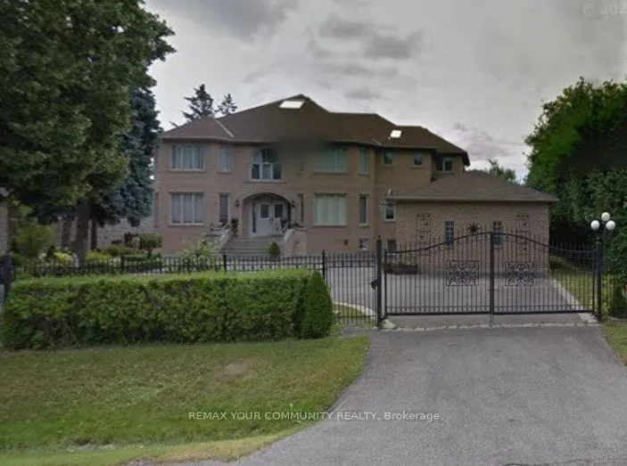 Detached Home For Lease | N13704136