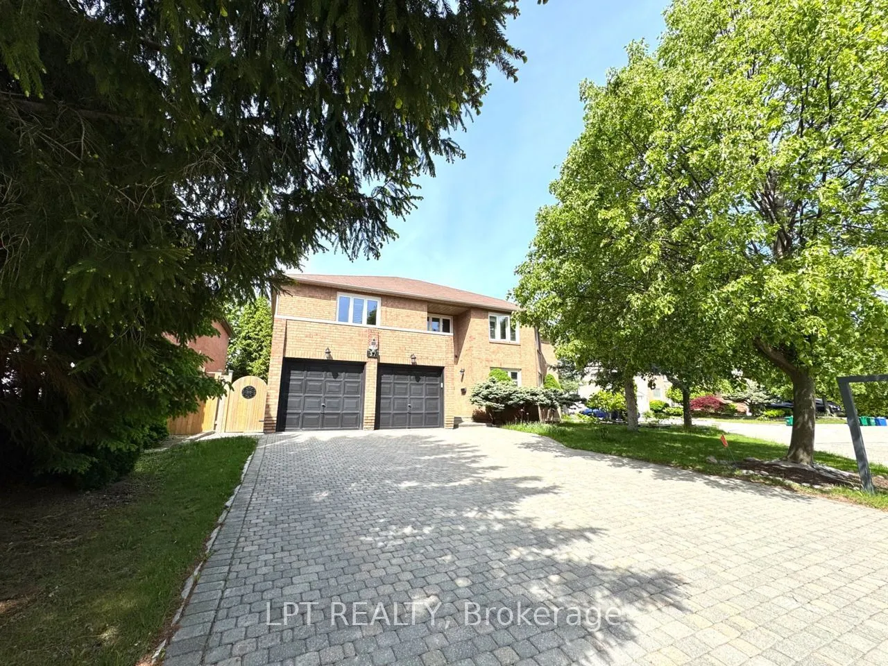 Detached Home For Lease | N13704268