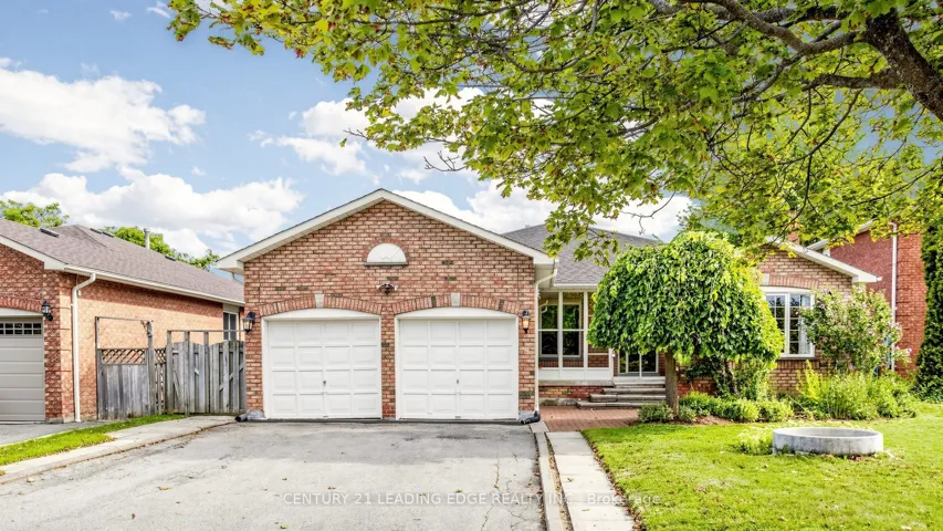 9 COATES Crescent, Richmond Hill, ON L4E 2M3
