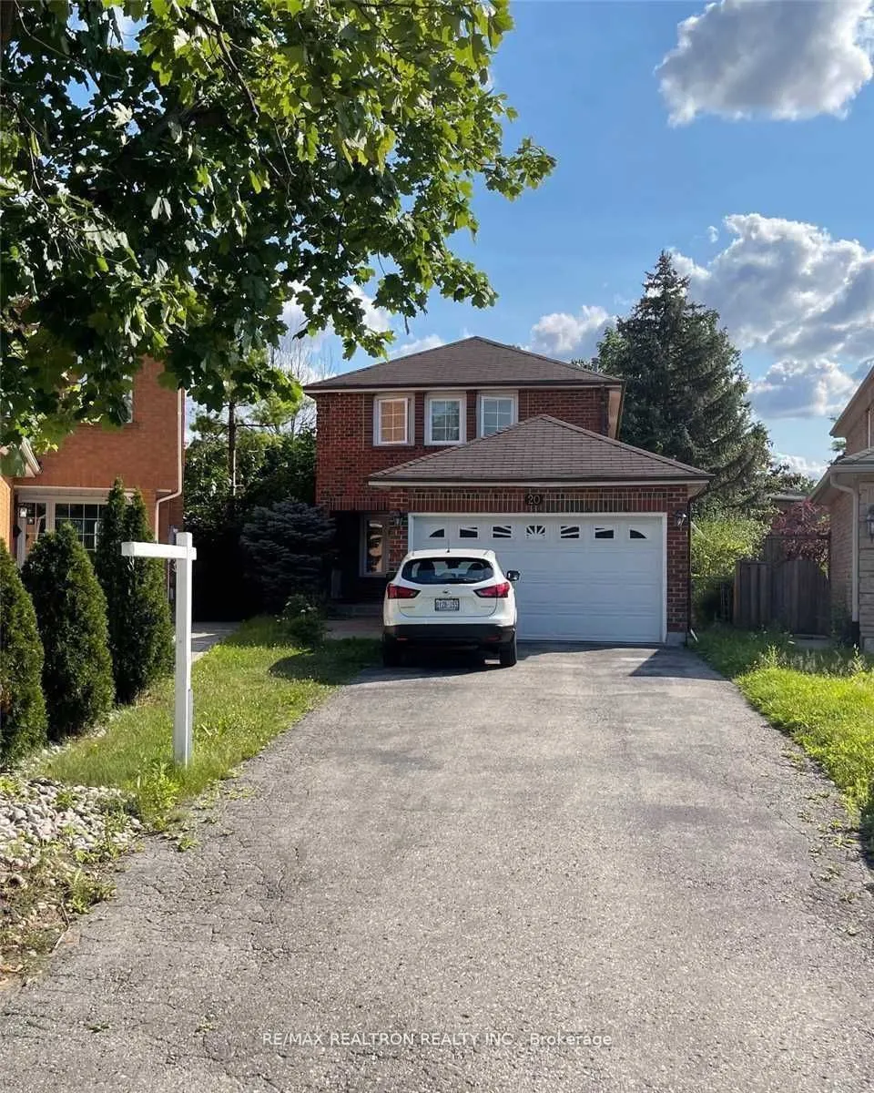 Detached Home For Lease | N13704804