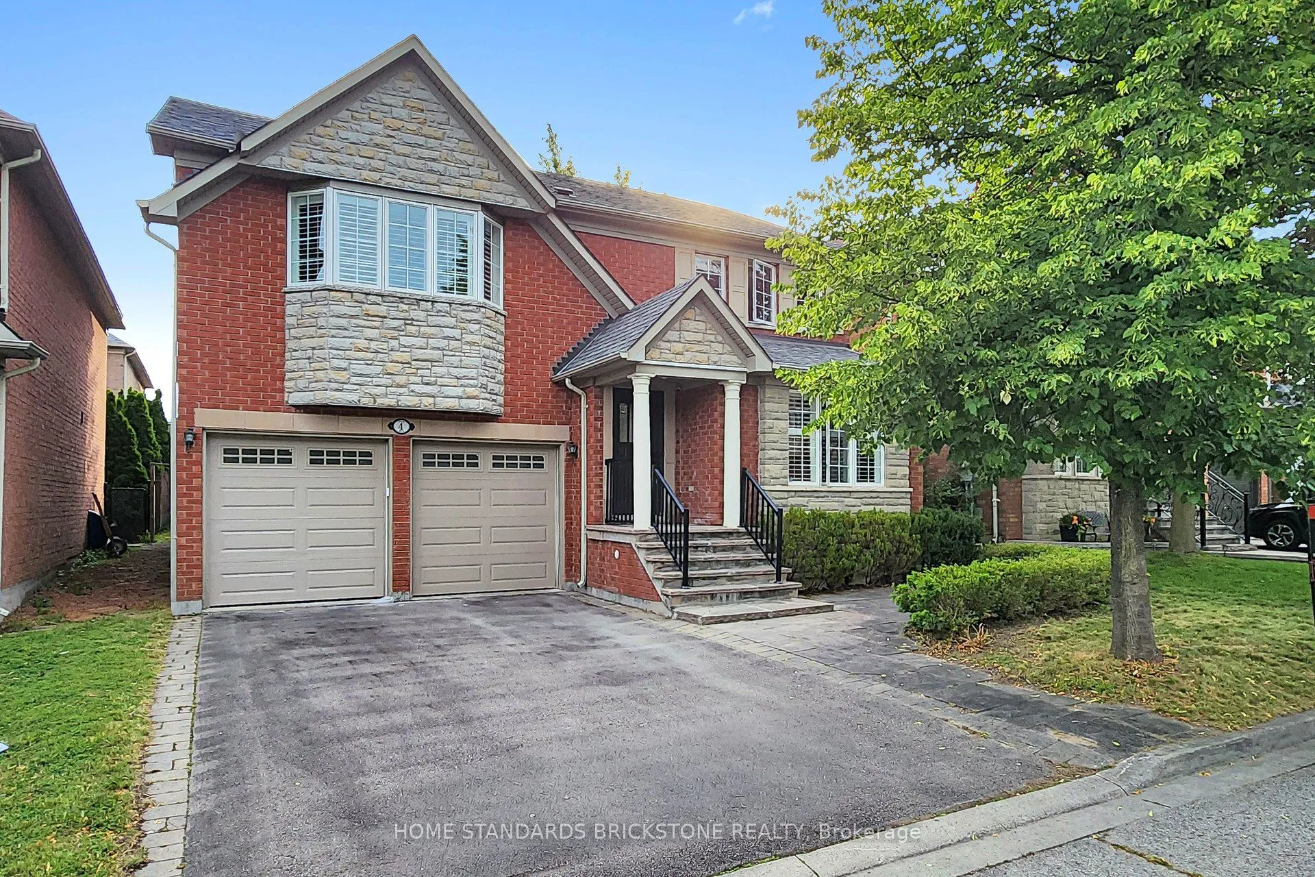 Detached Home For Sale | N13709090