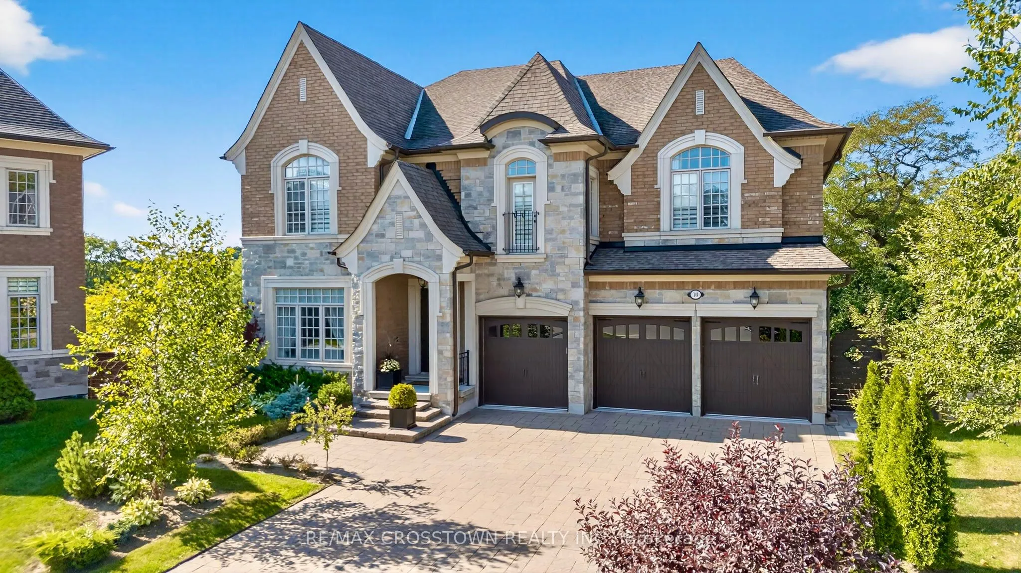 Detached Home For Sale | N13709136