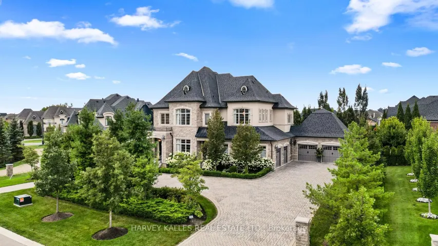 Welcome to 30 Spicewood Crescent