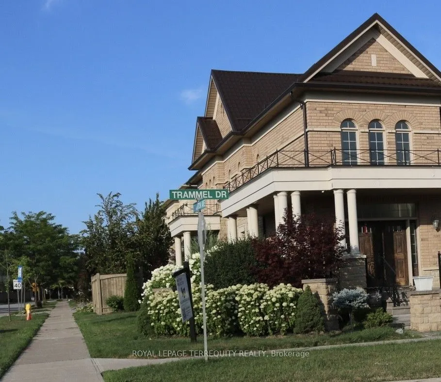Detached Home For Lease | N13714168