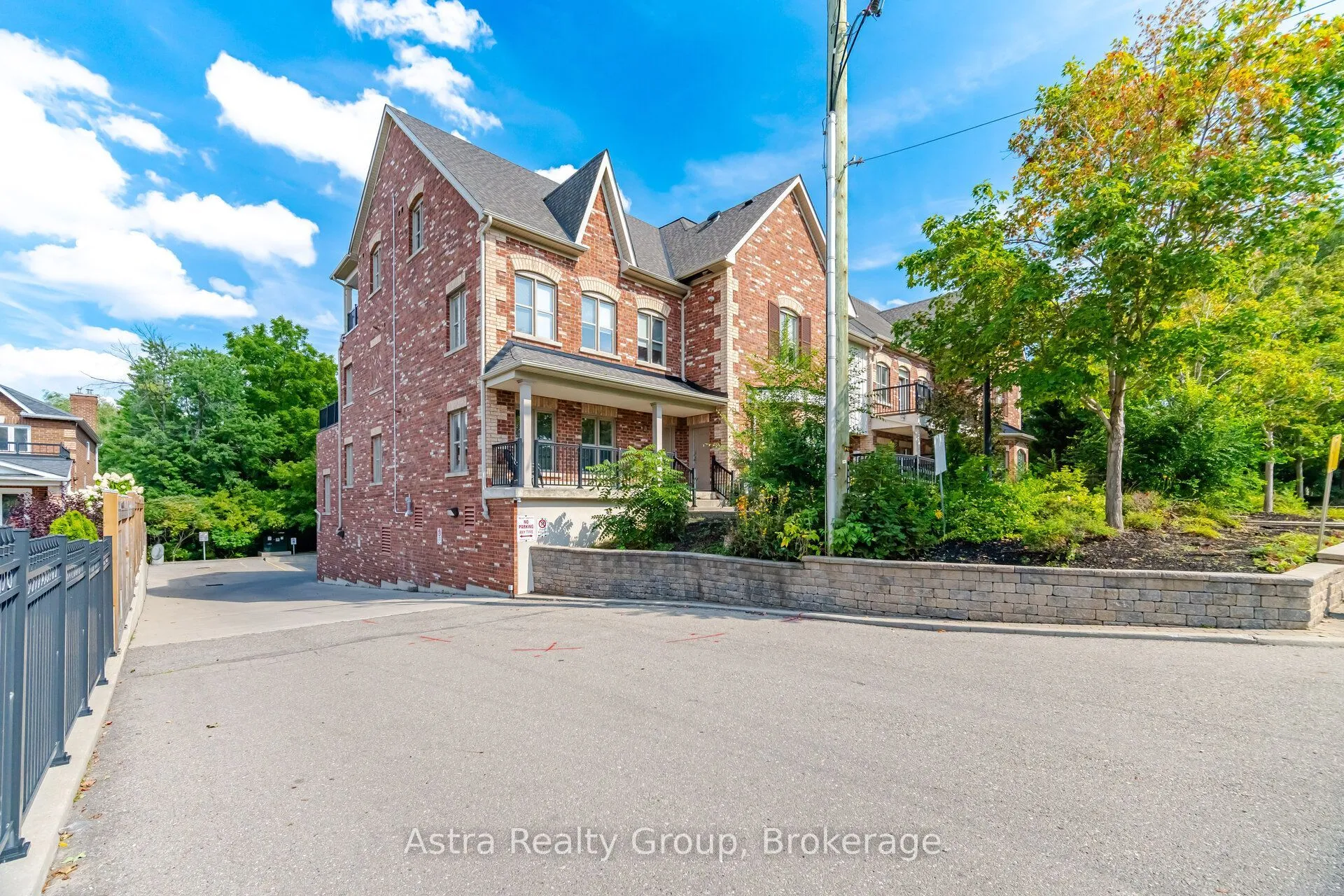 Property For Sale | N13718892