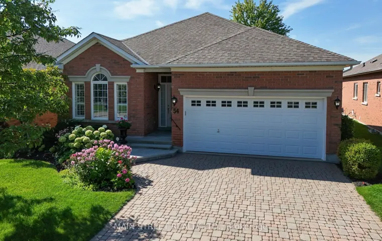 54 Couples Gallery N/A, Whitchurch-stouffville, ON L4A 1M6