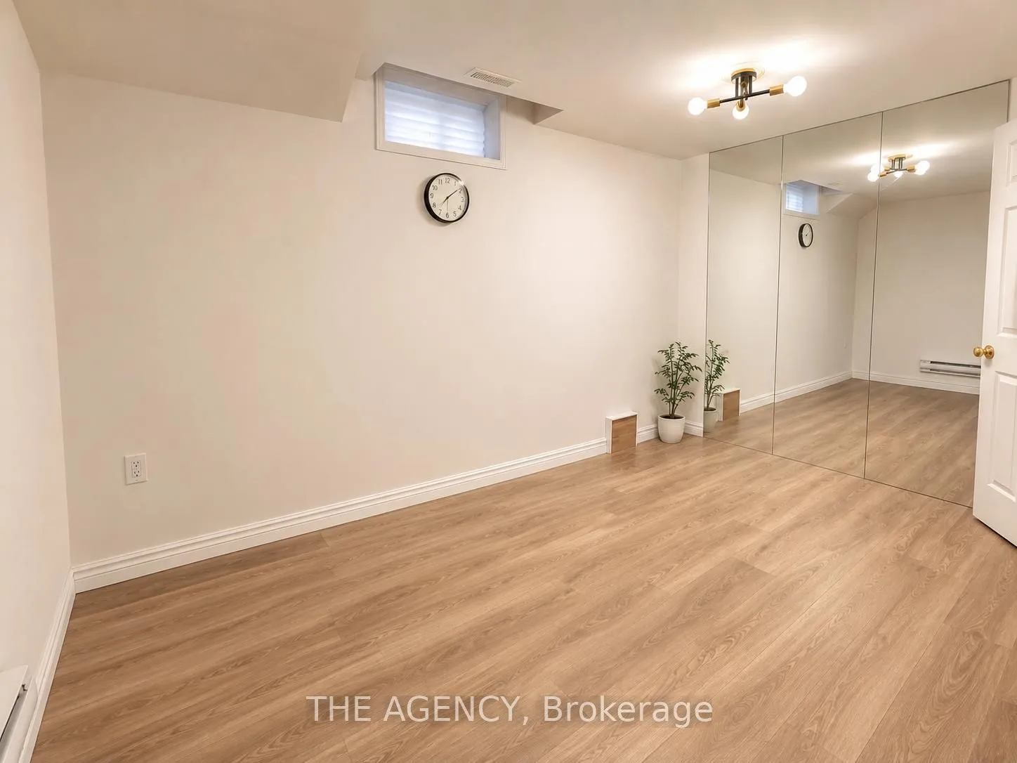 Detached Home For Lease | N13719366