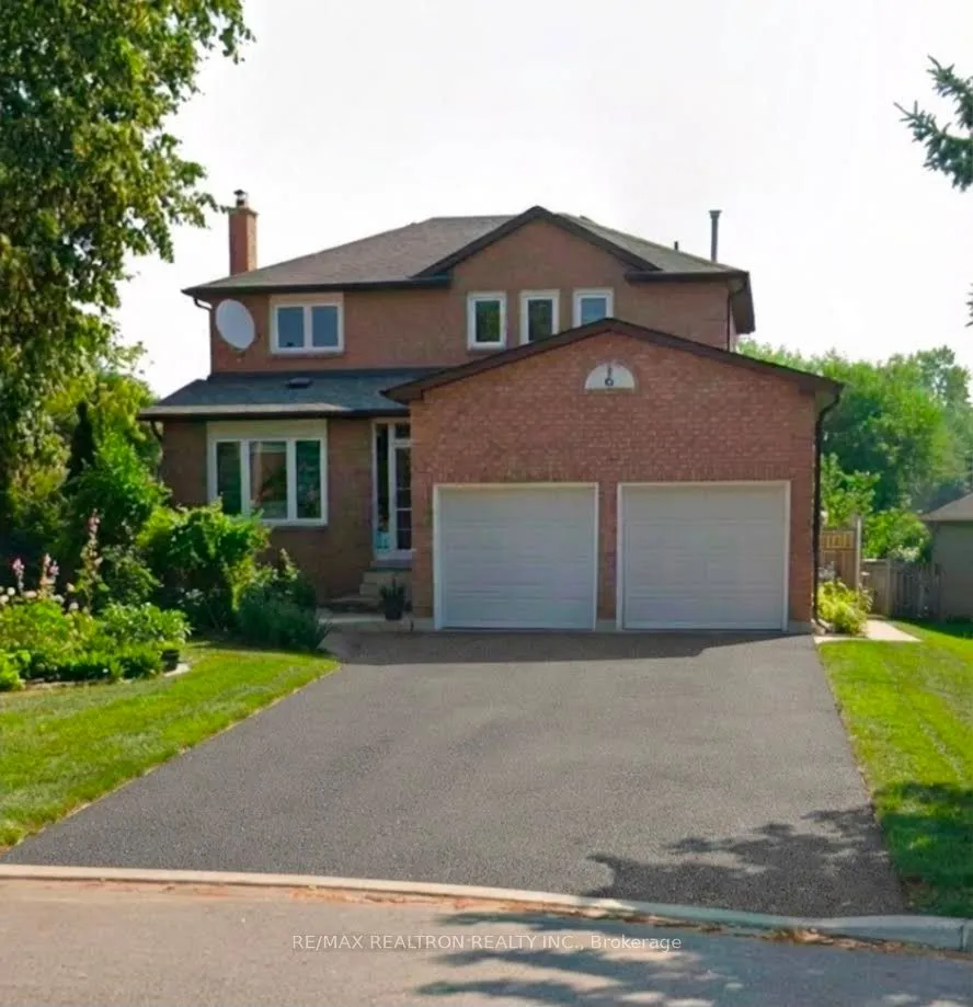 Detached Home For Lease | N13720392