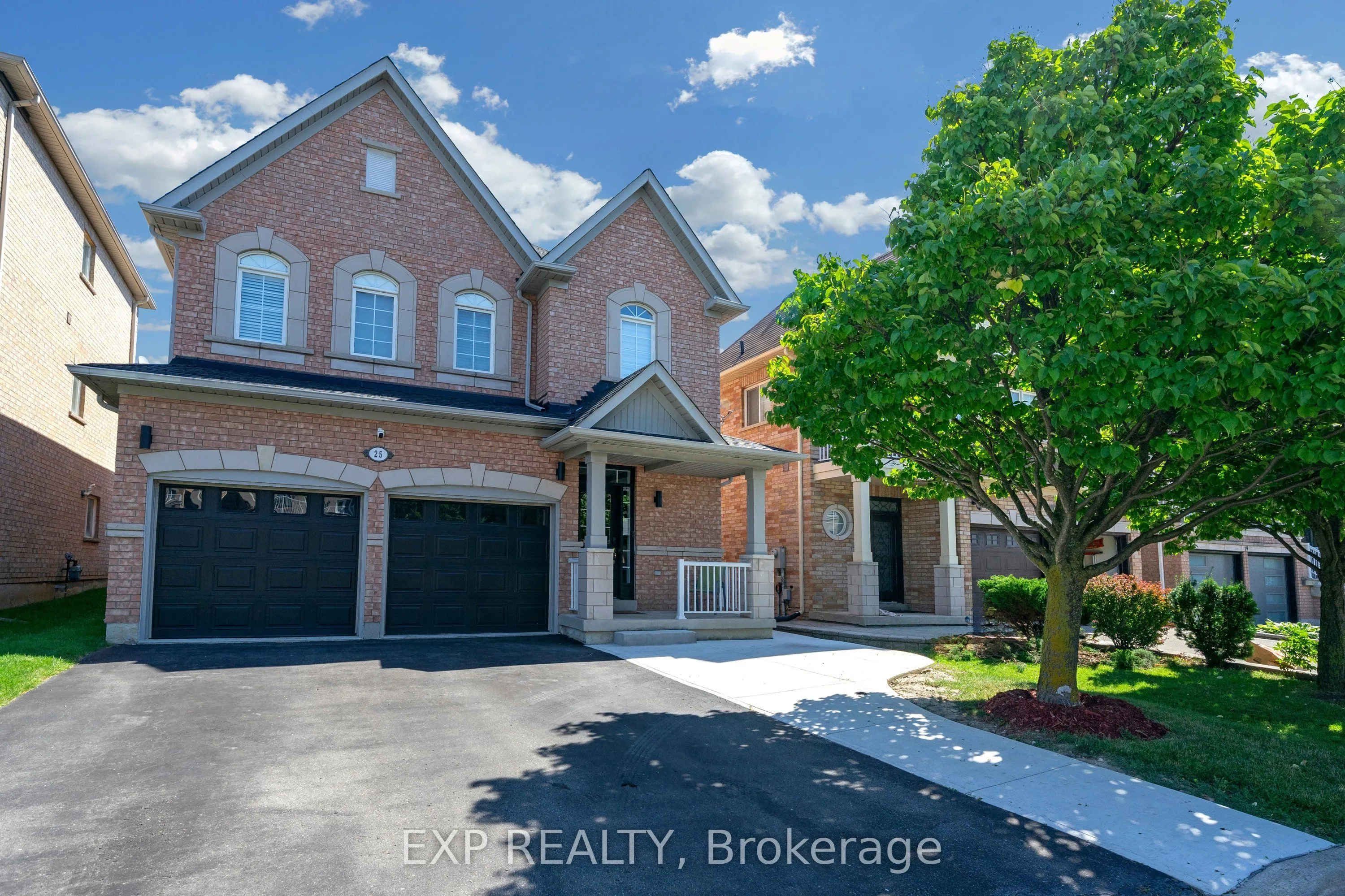 Detached Home For Lease | N13720708
