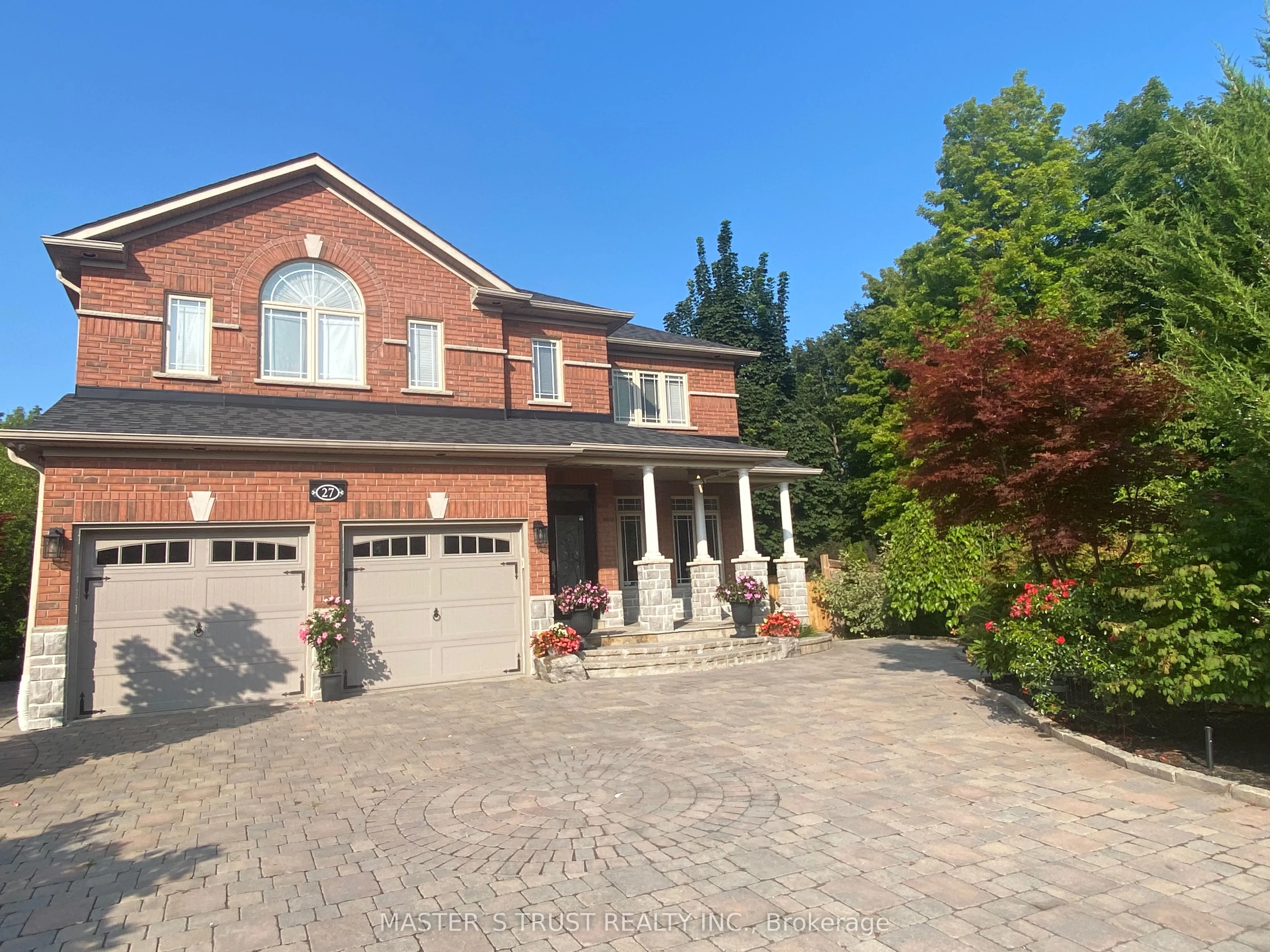 Detached Home For Lease | N13721052