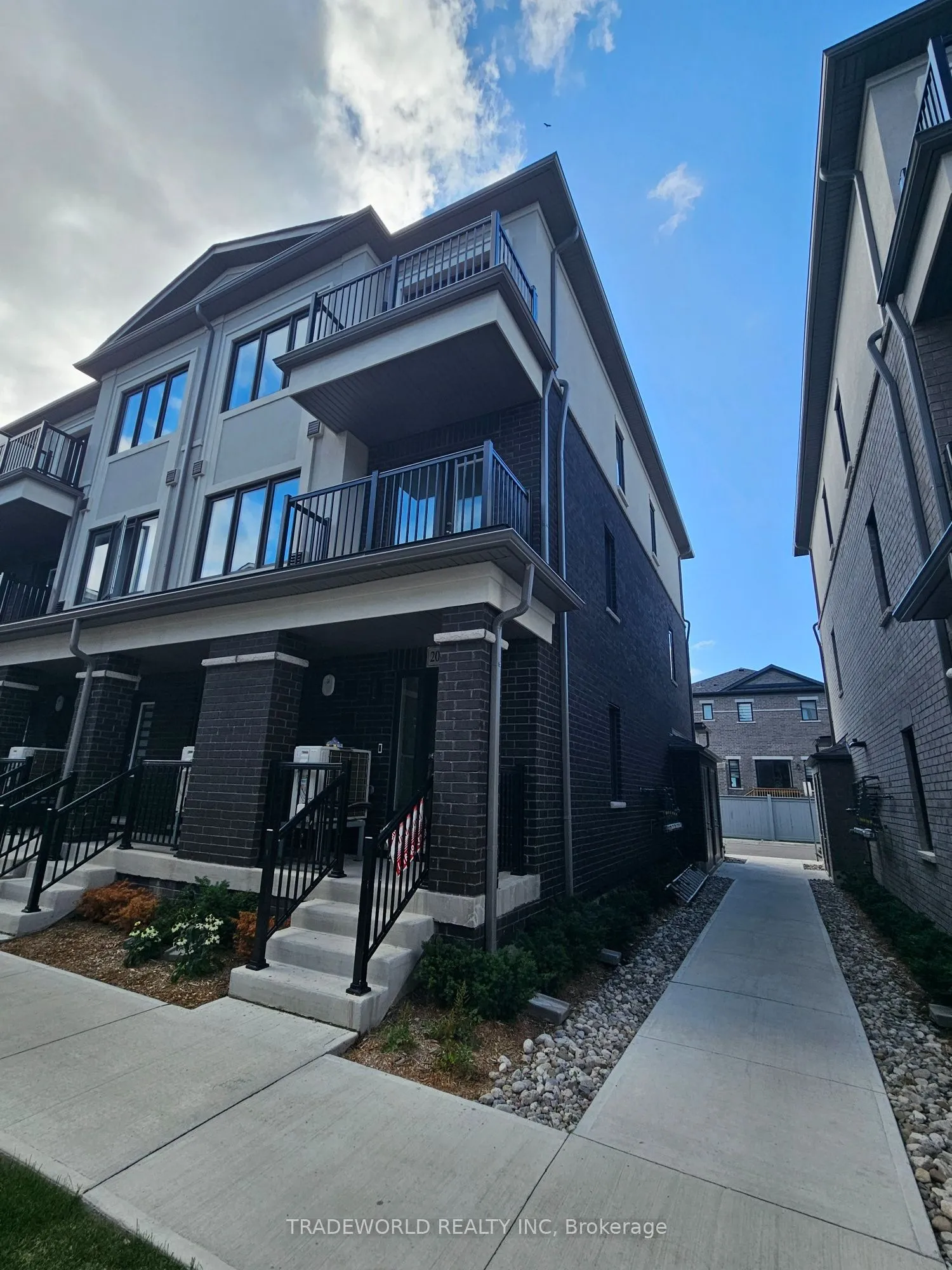 Property For Lease | N13722816