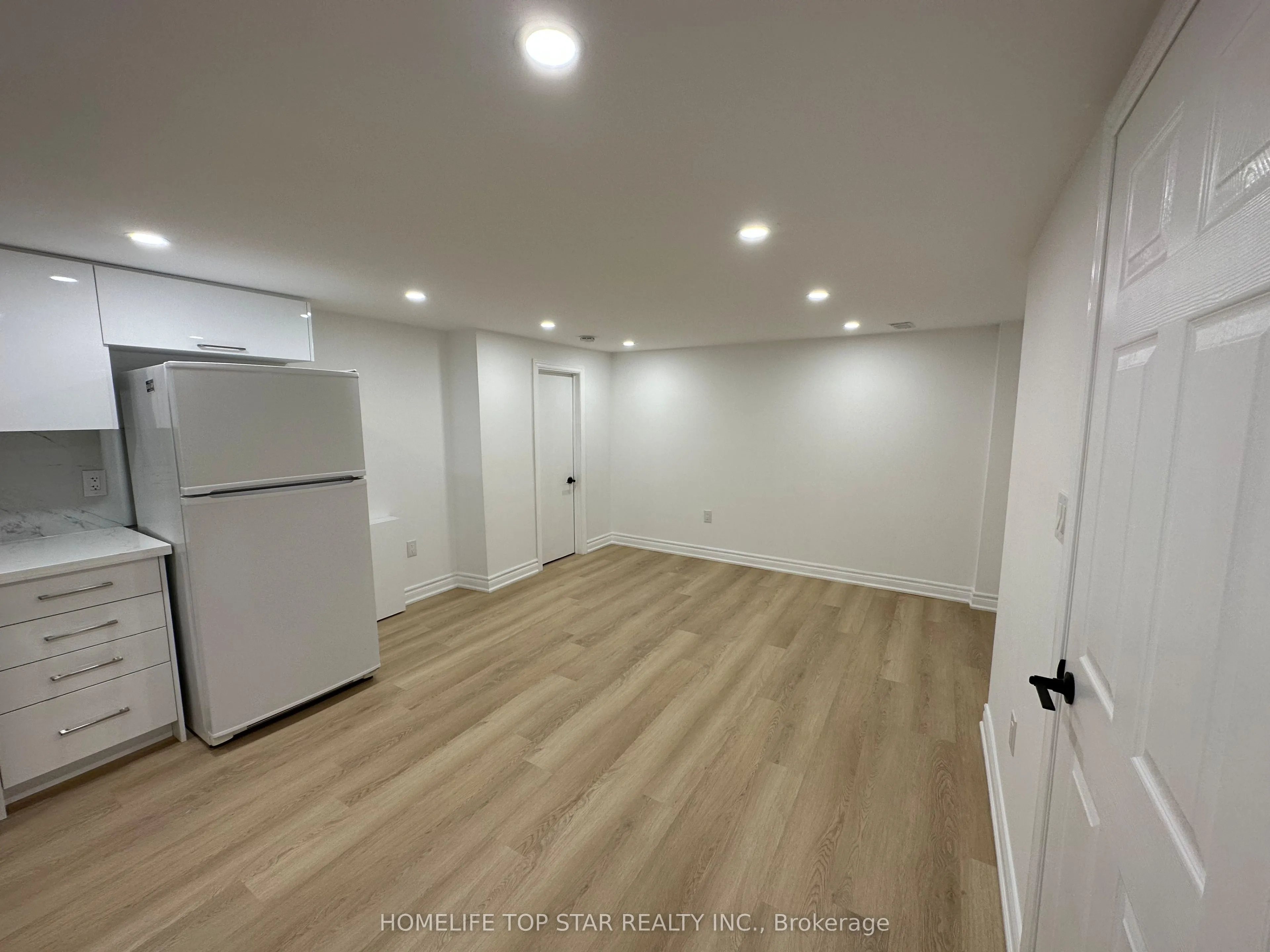 Detached Home For Lease | N13723444
