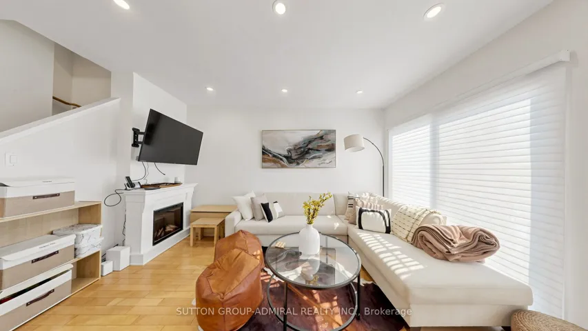 735 New Westminster Drive, Vaughan, ON L4J 7Y9