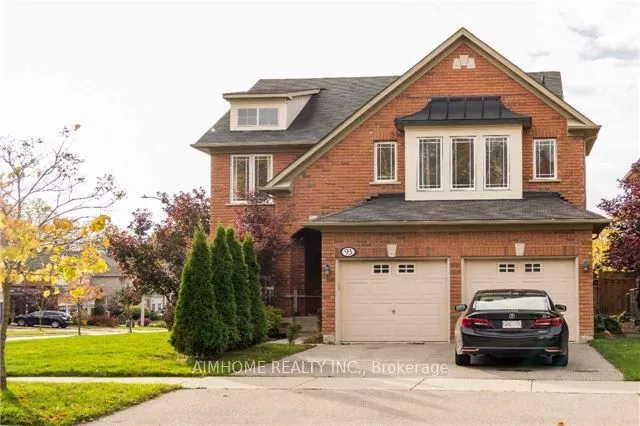 Detached Home For Lease | N13724332
