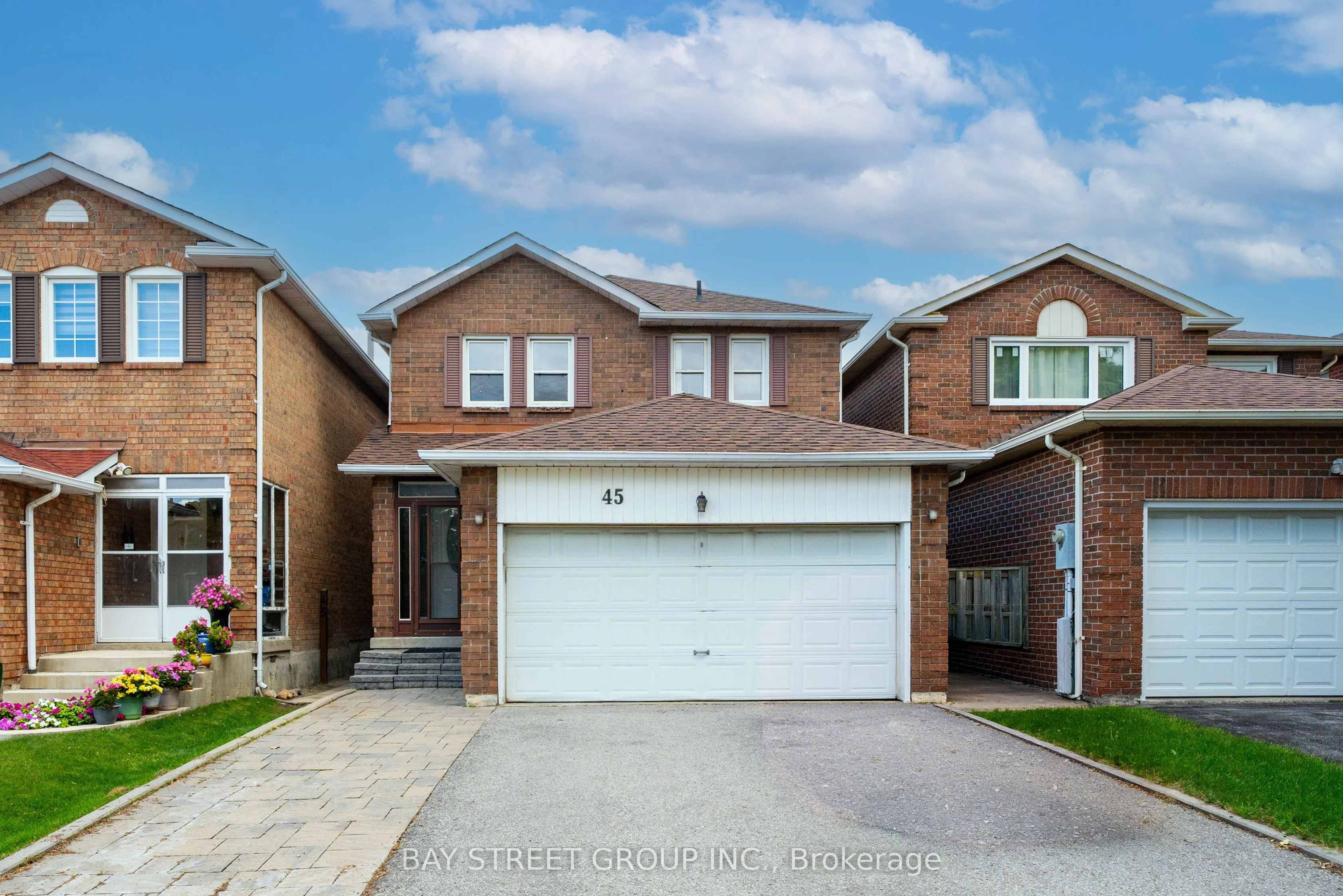 Detached Home For Sale | N13724432