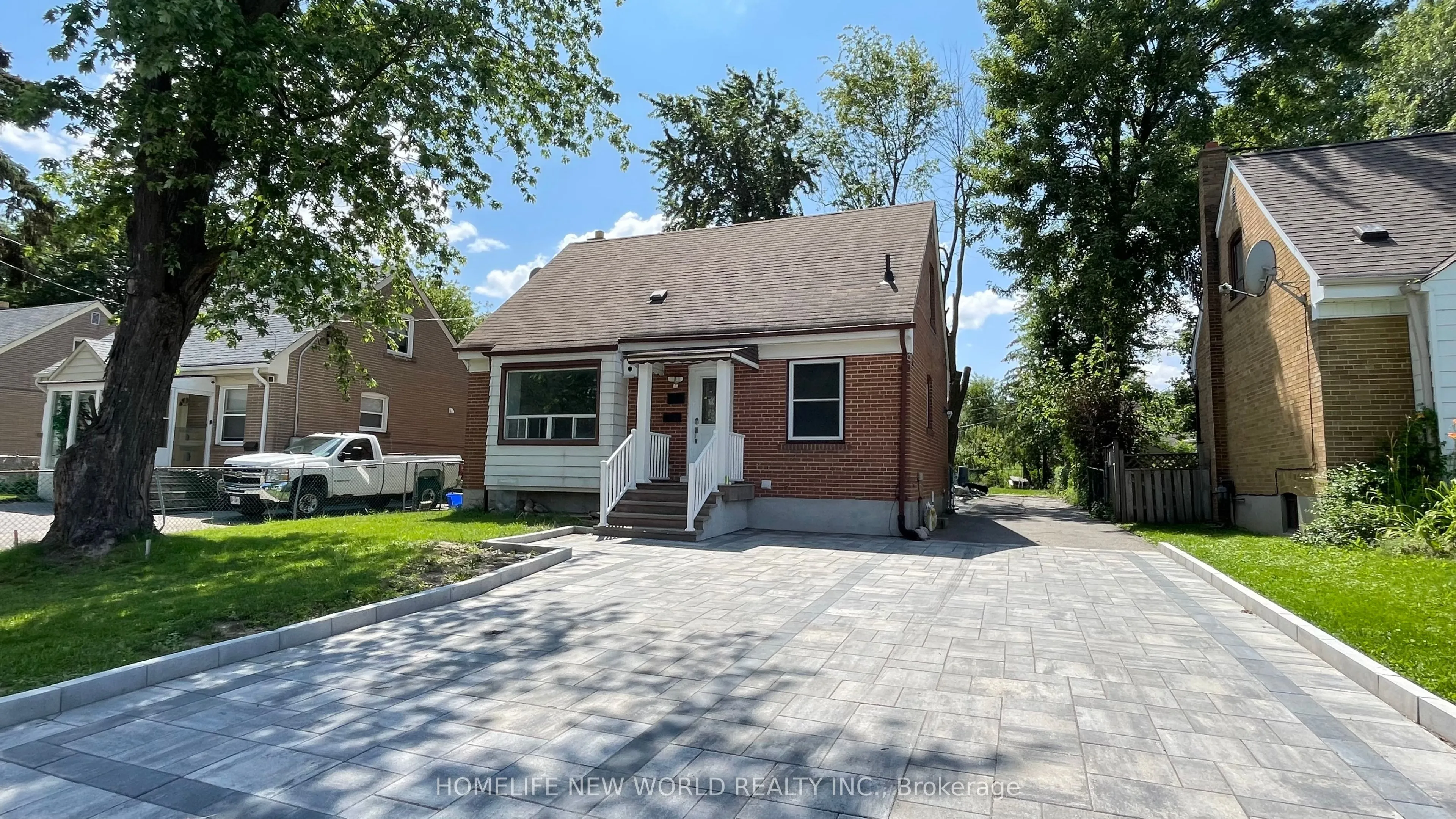 Detached Home For Lease | N13725334