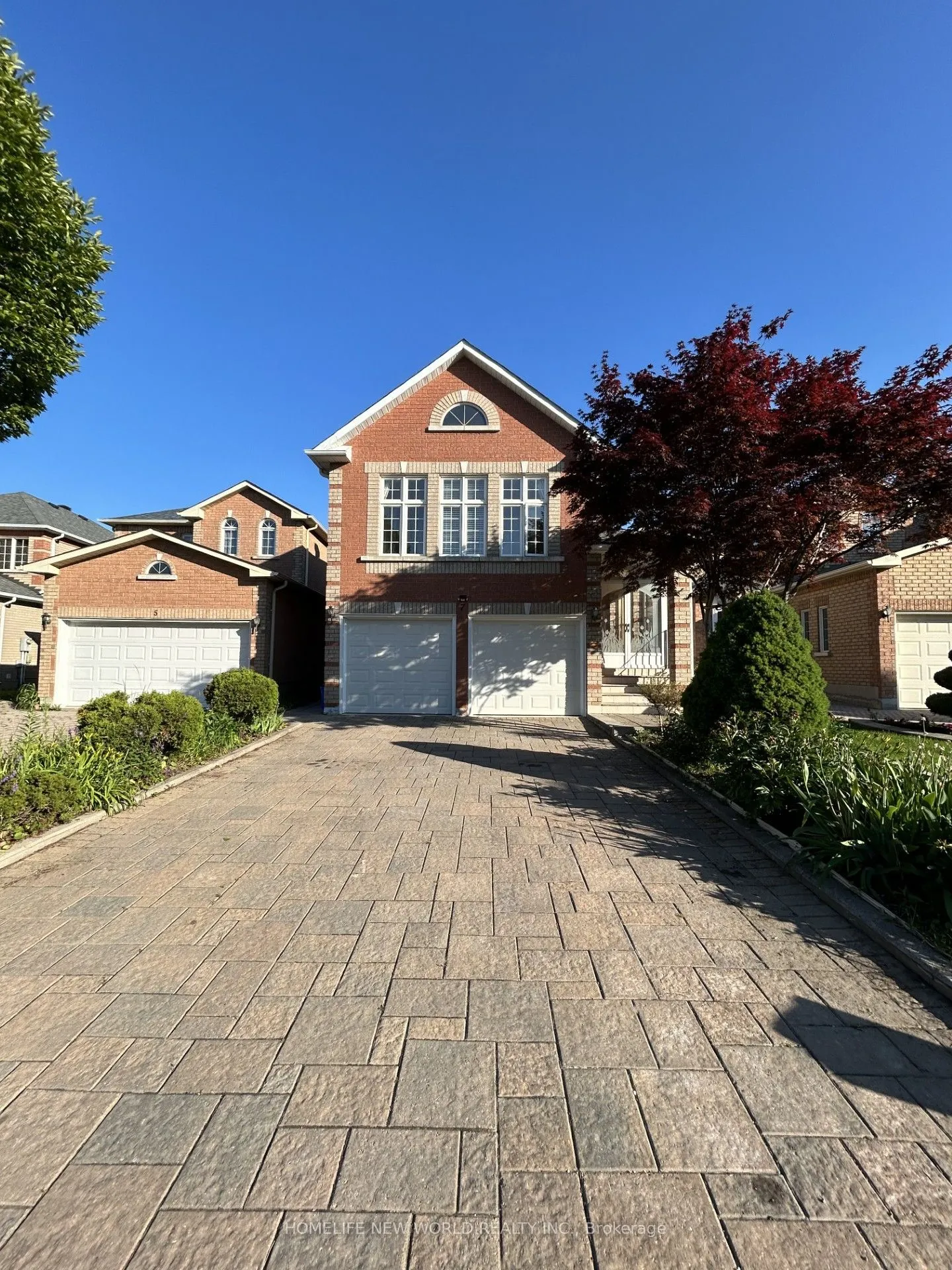 Detached Home For Sale | N13726150