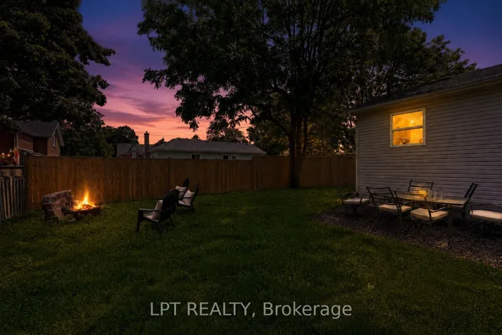 Welcome Home To 77 Munro Street W!