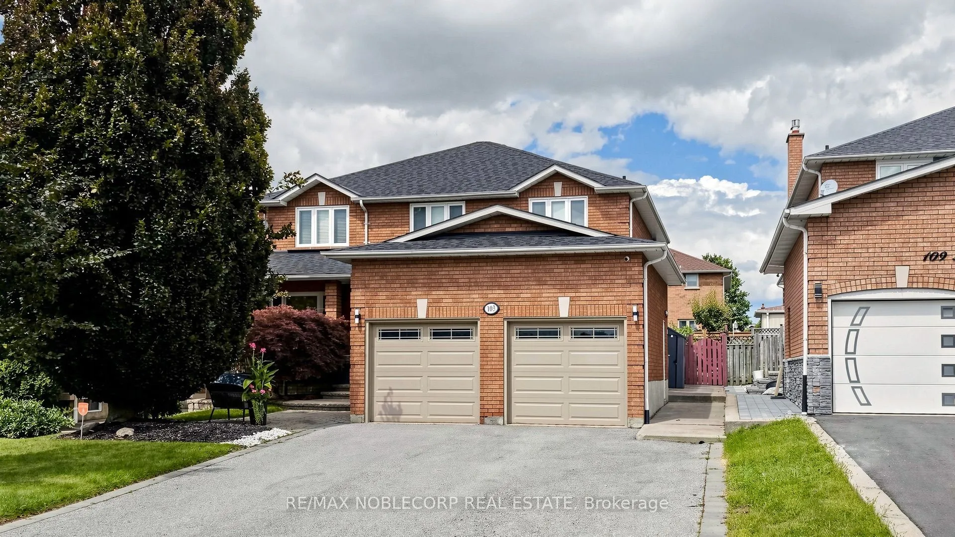 Detached Home For Lease | N13729202