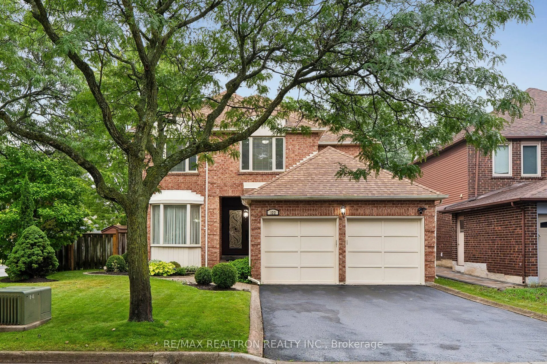 Detached Home For Sale | N13730852