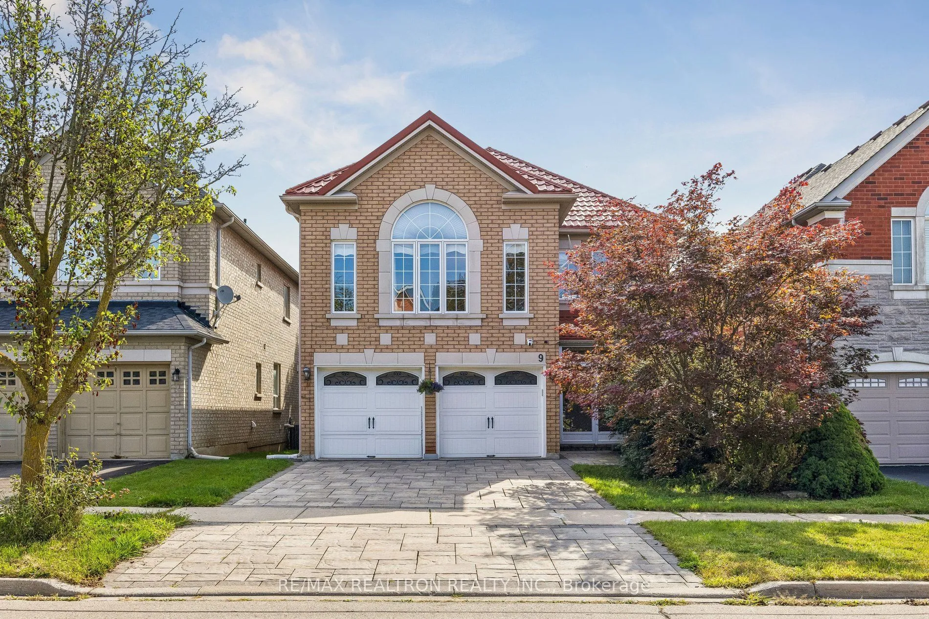 Detached Home For Sale | N13731130