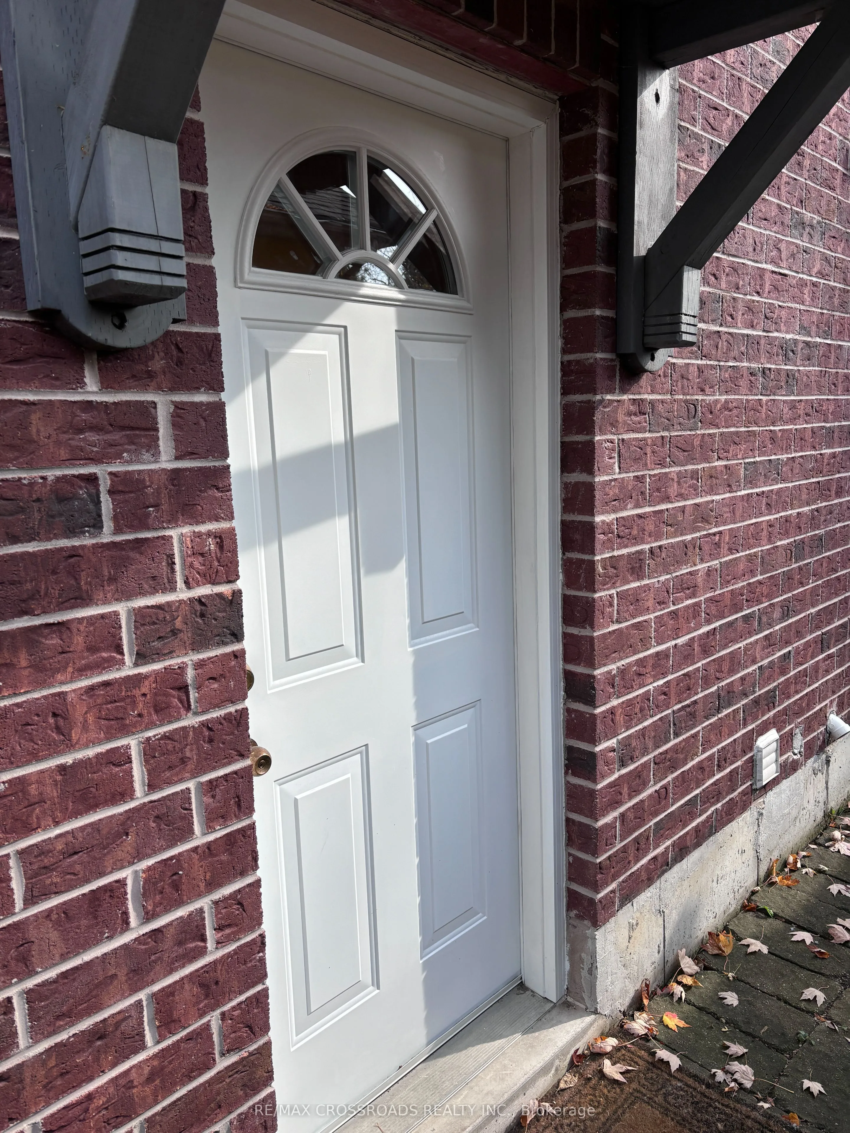 Detached Home For Lease | N13731960