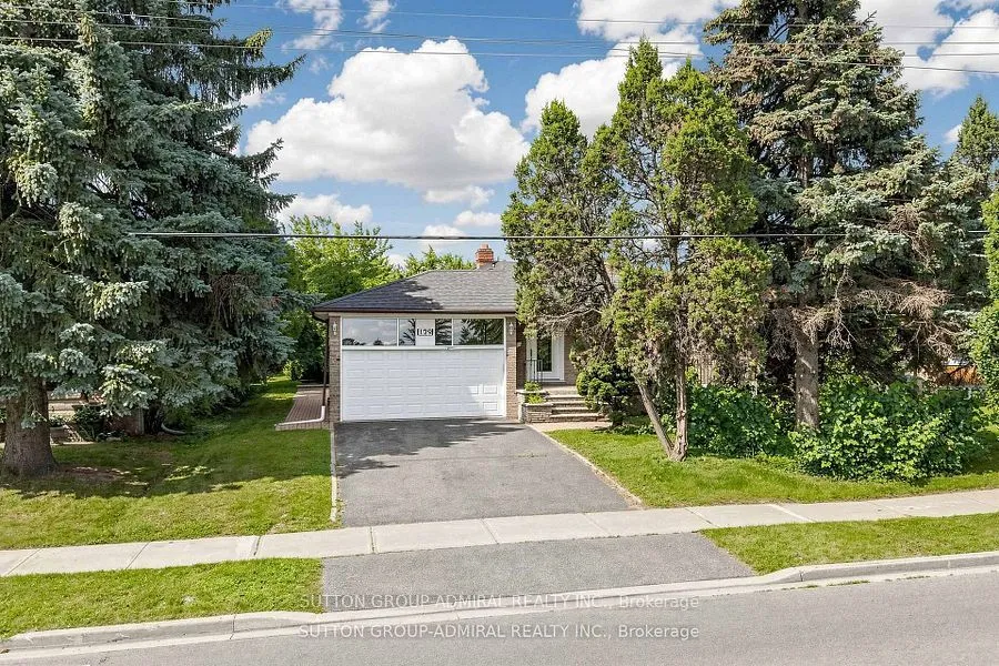 Detached Home For Lease | N13734038