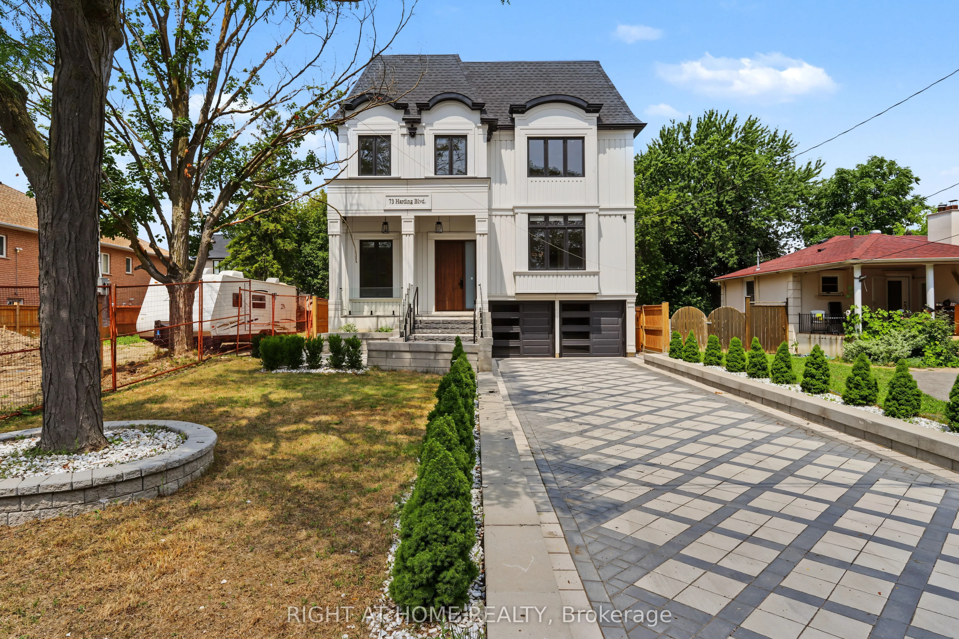 Detached Home For Sale | N13734334