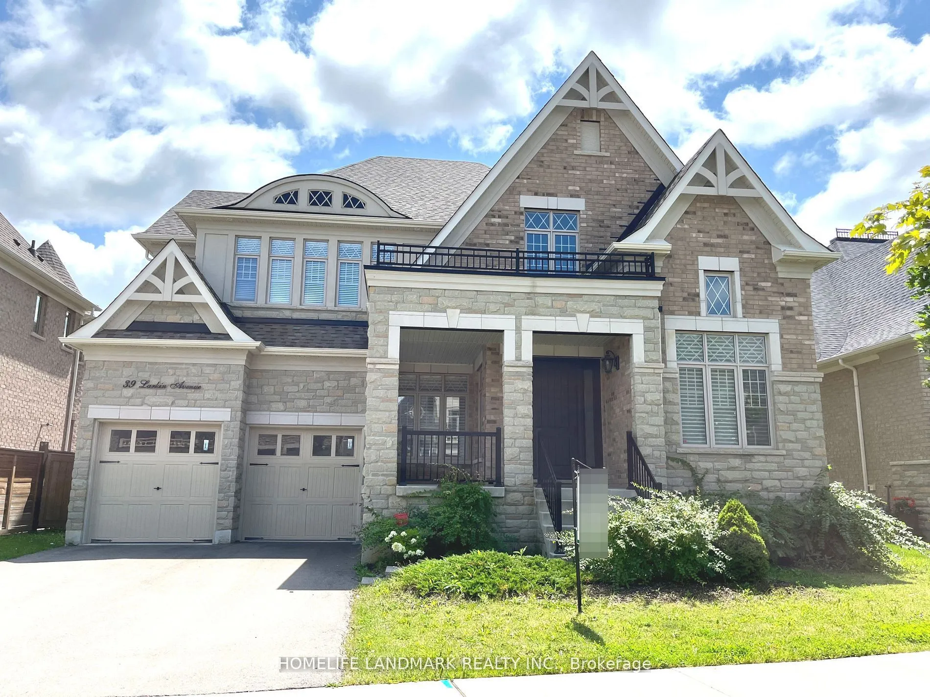 Detached Home For Lease | N13734854