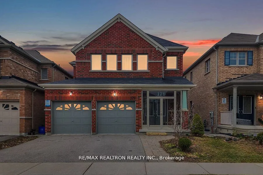 Detached Home For Lease | N13735032