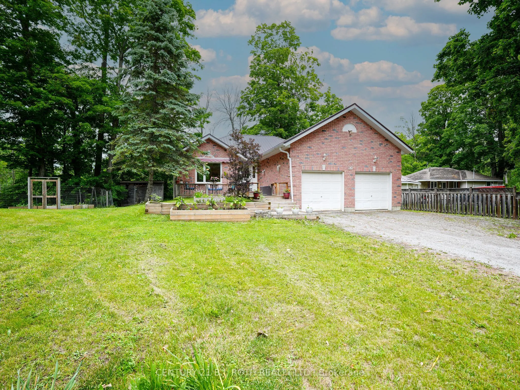 Detached Home For Sale | N13735816