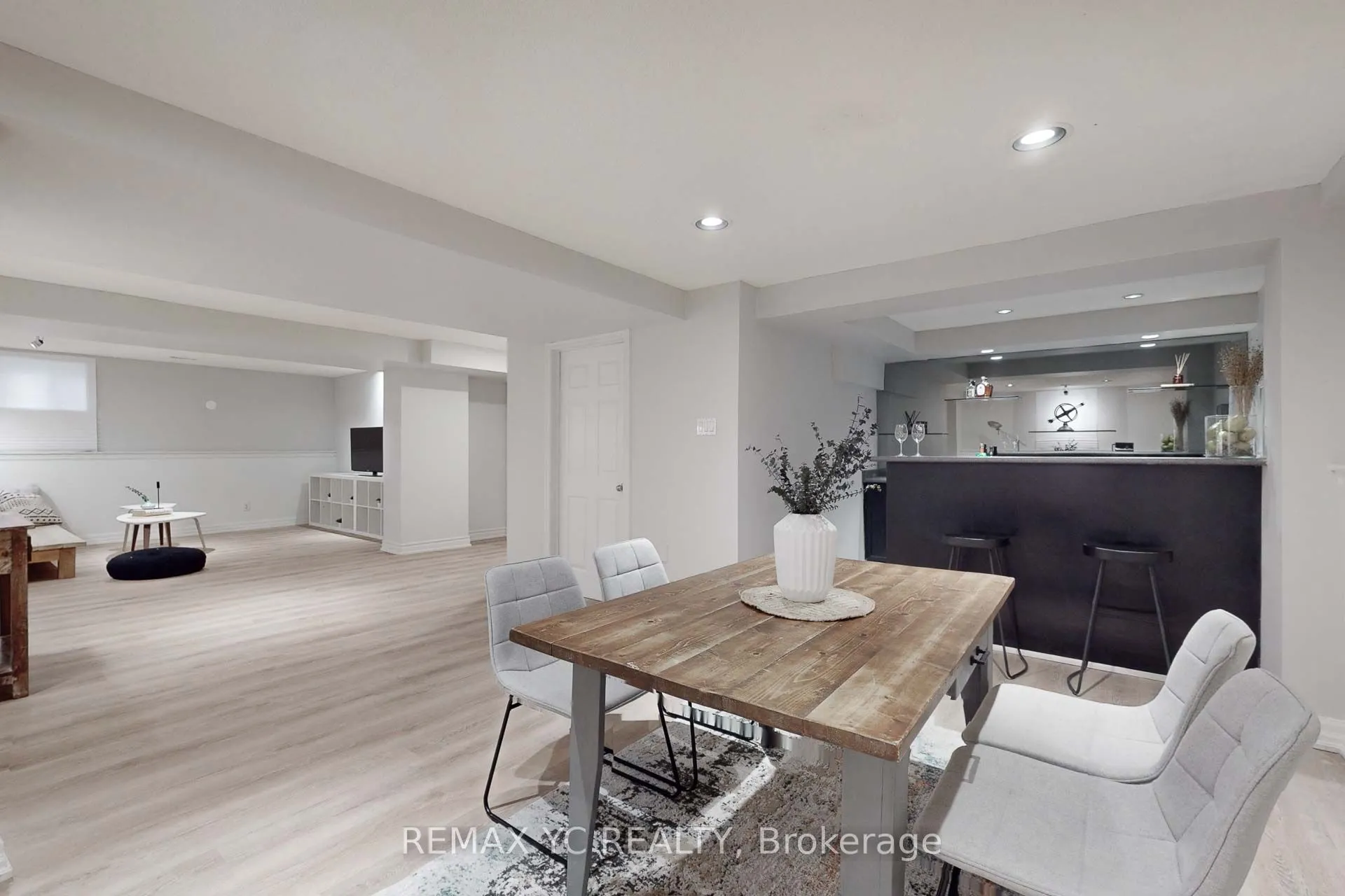Detached Home For Lease | N13735870